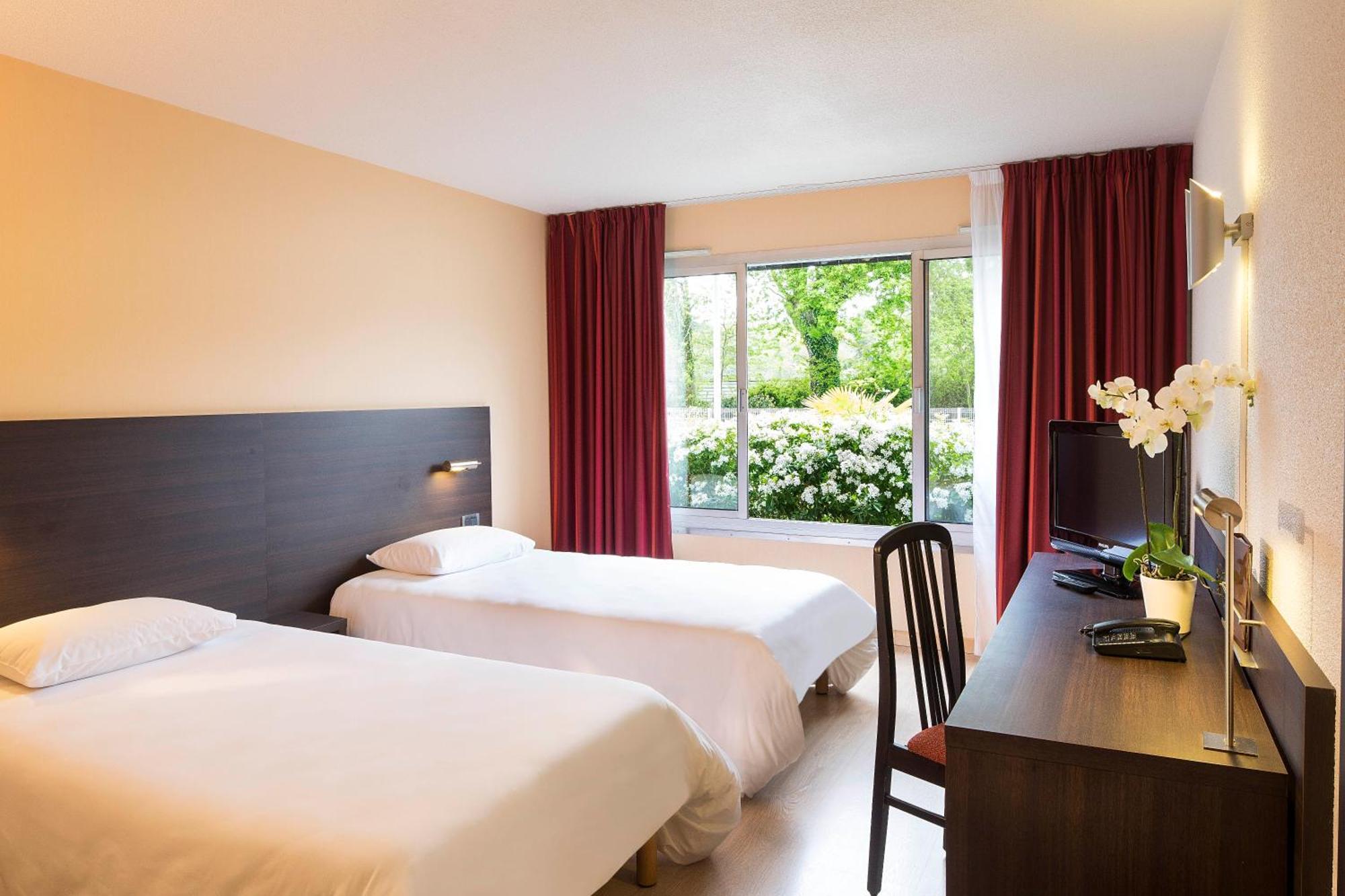 Comfort Twin Room