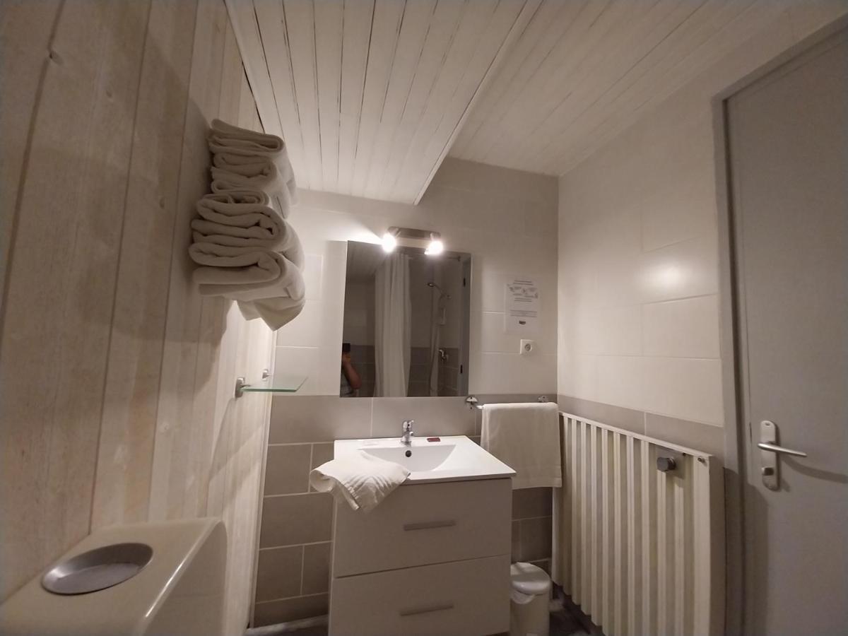 Triple Room,1664807793:JPEG