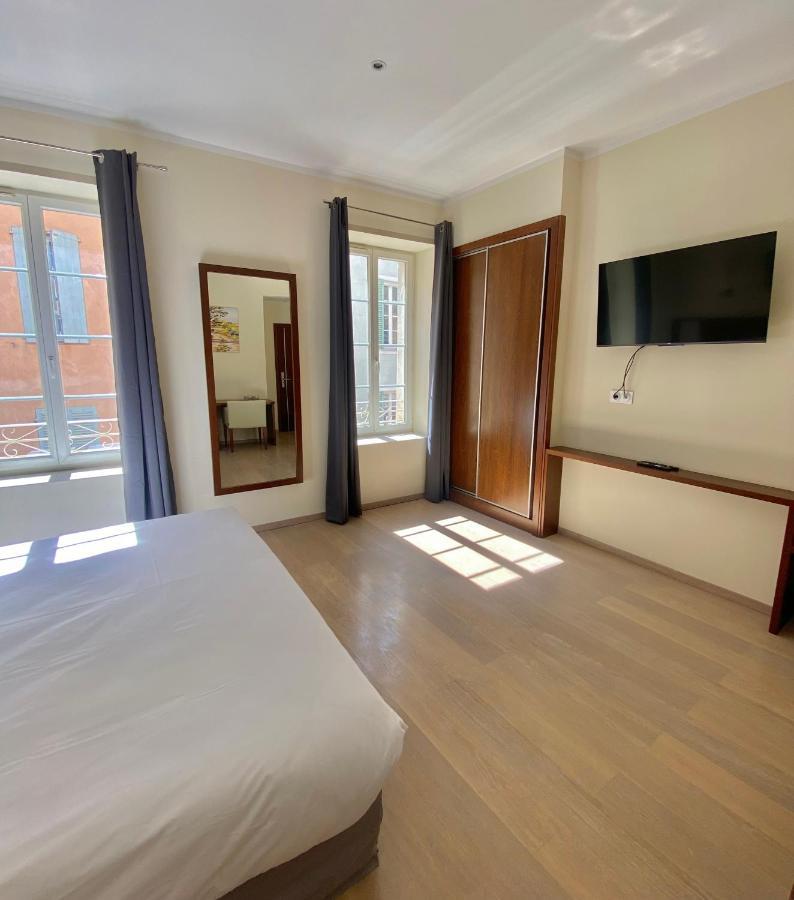 Deluxe Double or Twin Room,1469281145:JPEG