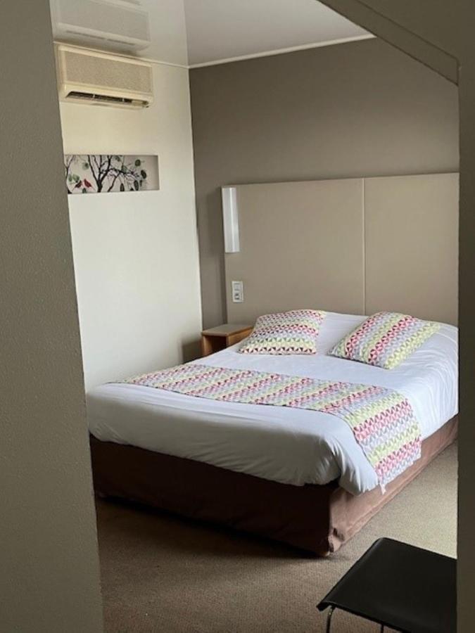 Prestige Room - One Double Bed,1498786969:JPEG