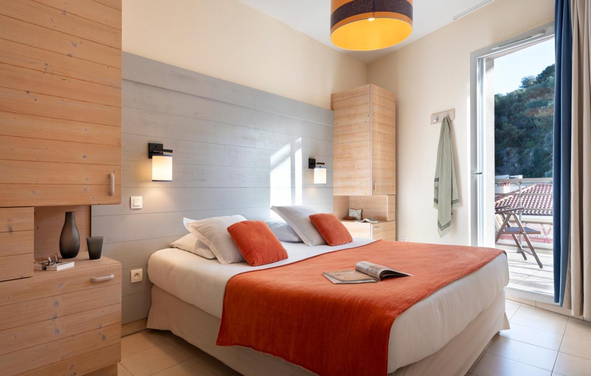 Appartamento Standard Climatizzato con 2 Camere da Letto (6 Persone)