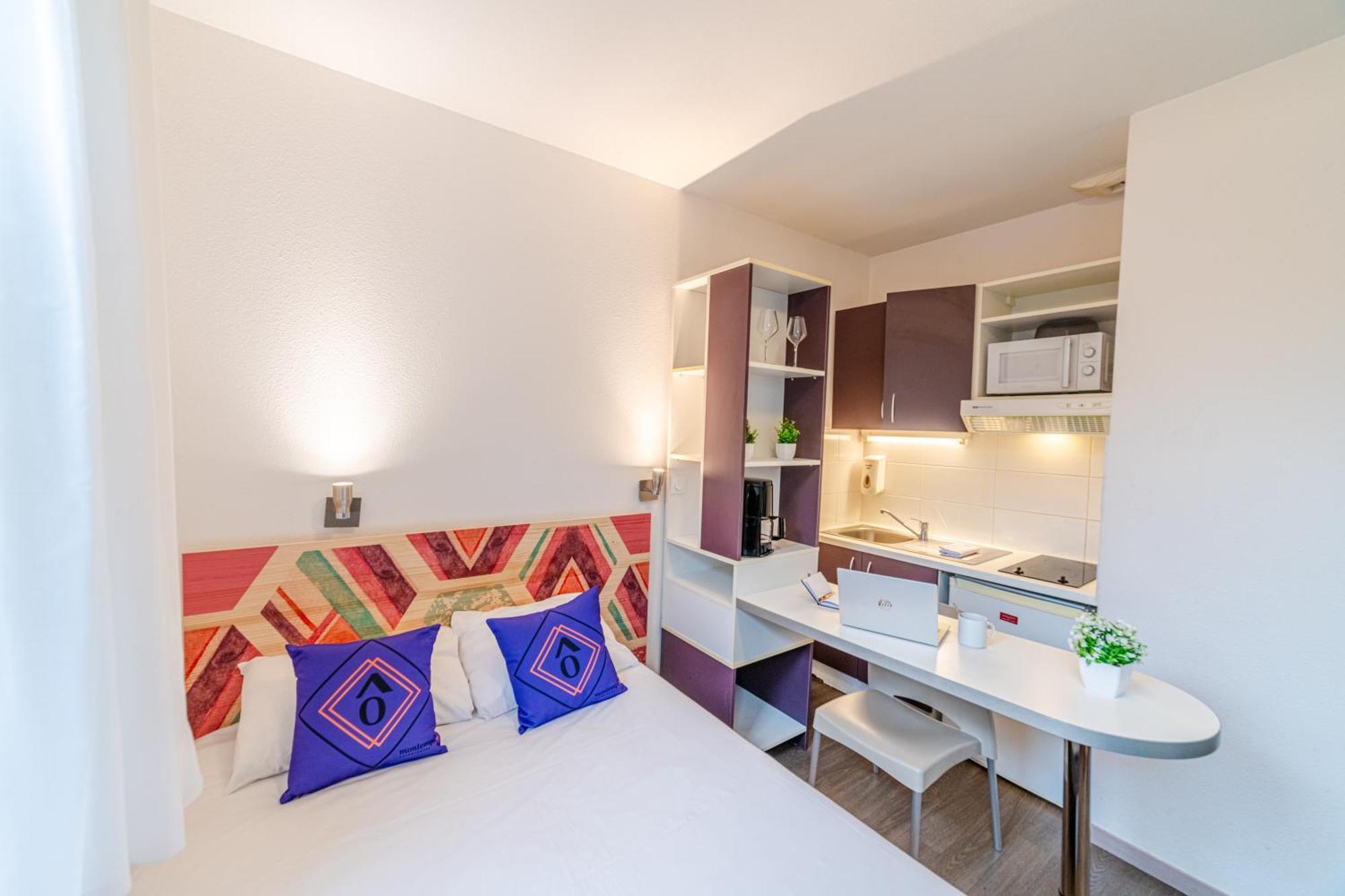 Studio Apartment Double Bed