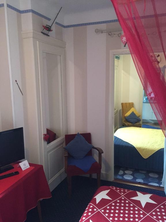Dreibettzimmer
