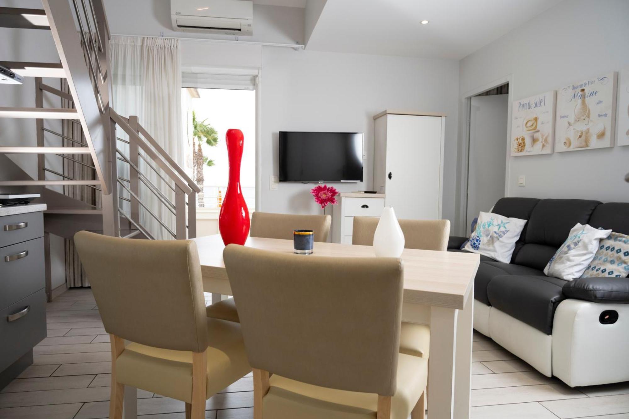 Apartment mit 2 Schlafzimmern mit Terrasse und Meerblick - auf 2 Ebenen