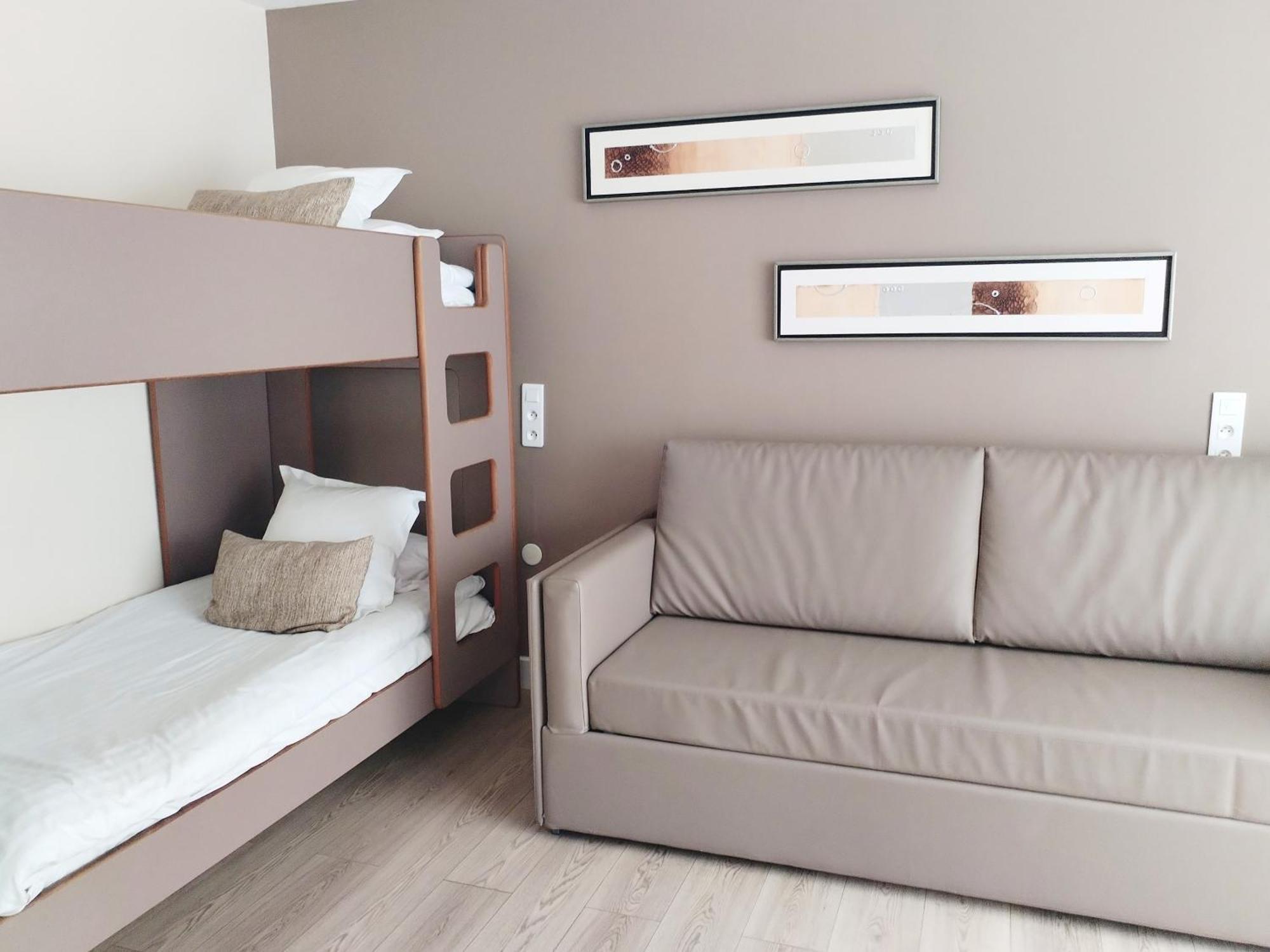 Junior Queen Suite with Balcony,1644405536:JPEG