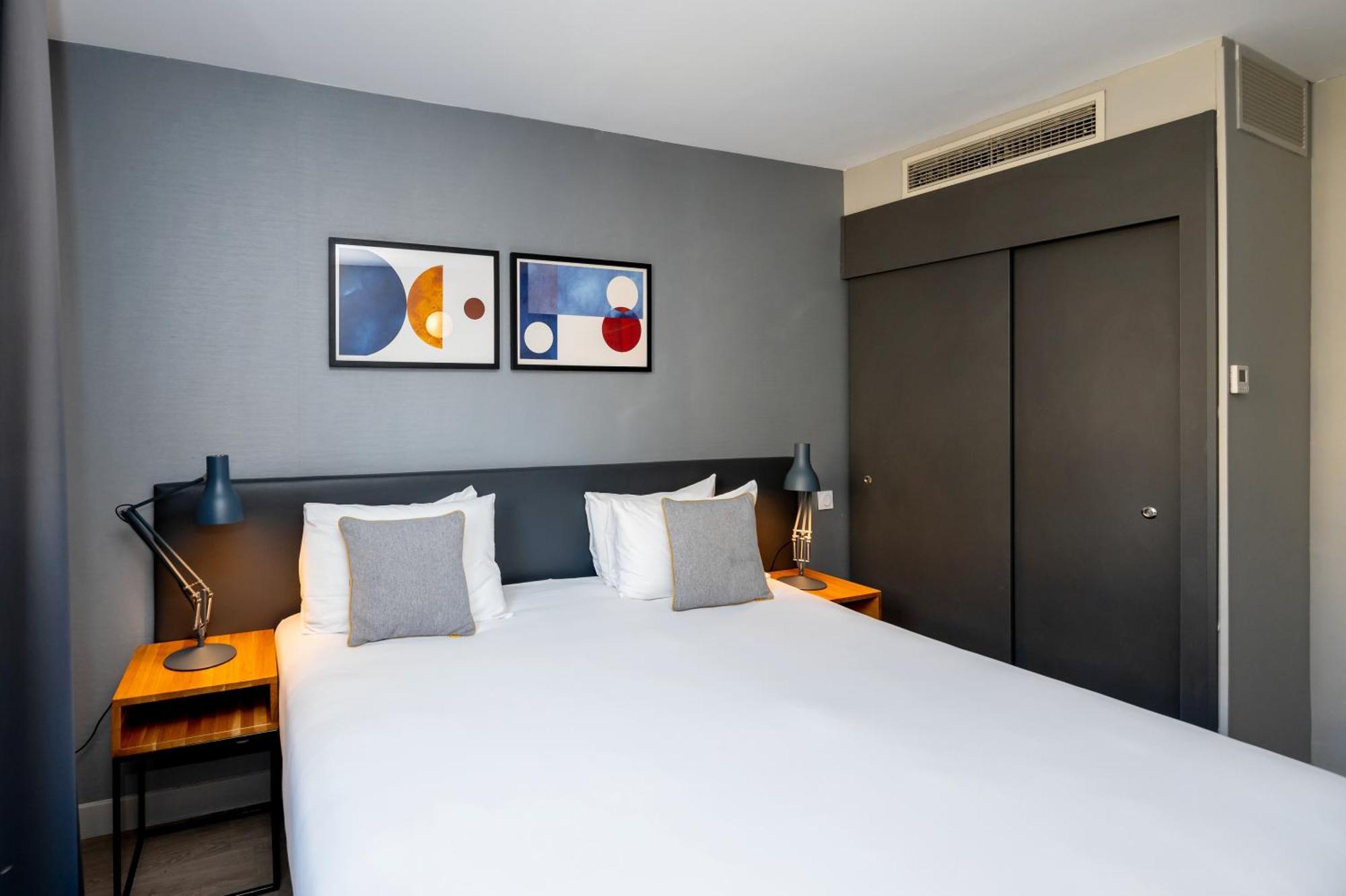 One-Bedroom Apartment,1538381680:JPEG