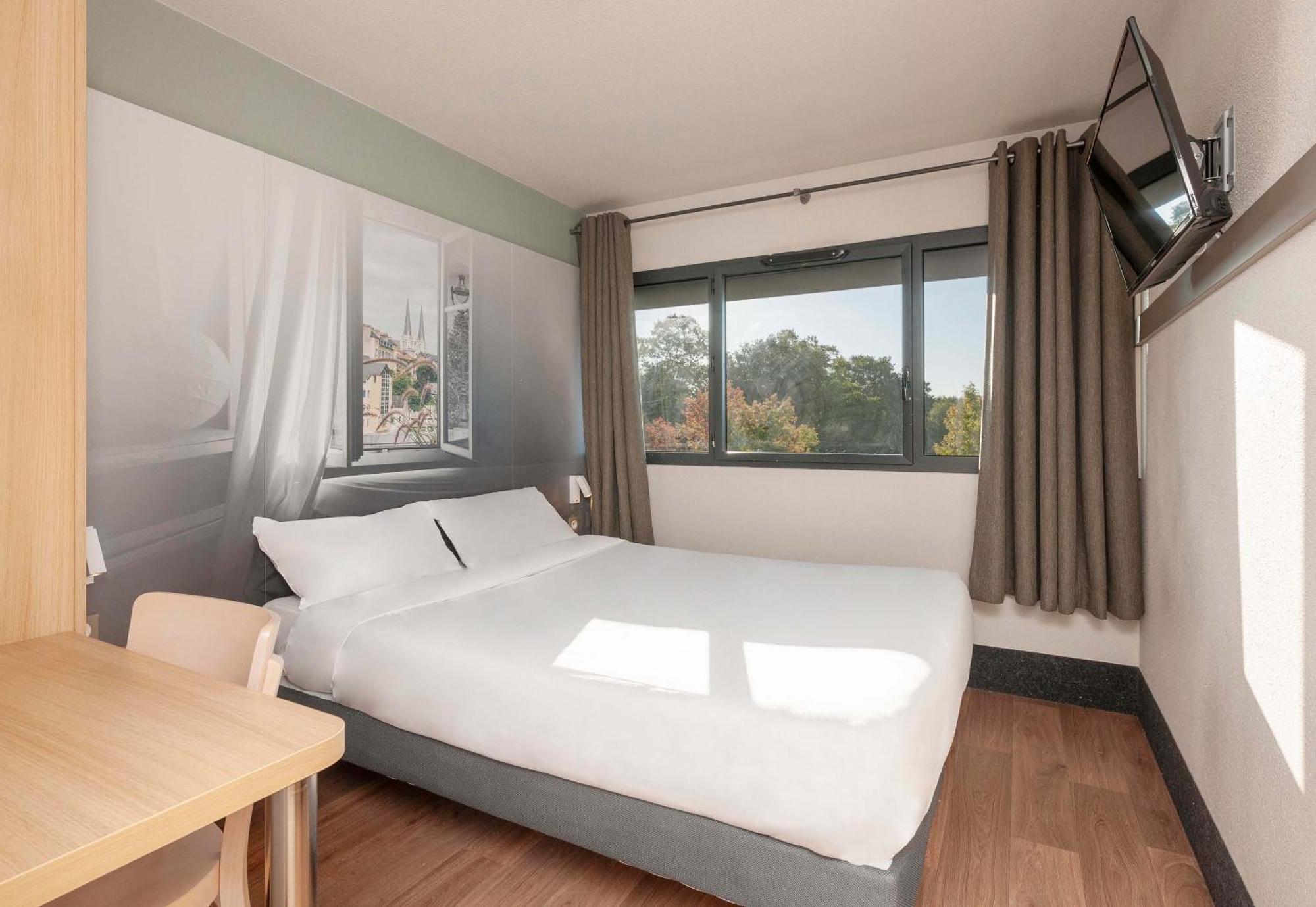 Double Room (1 - 2 Adults),1543589590:JPEG