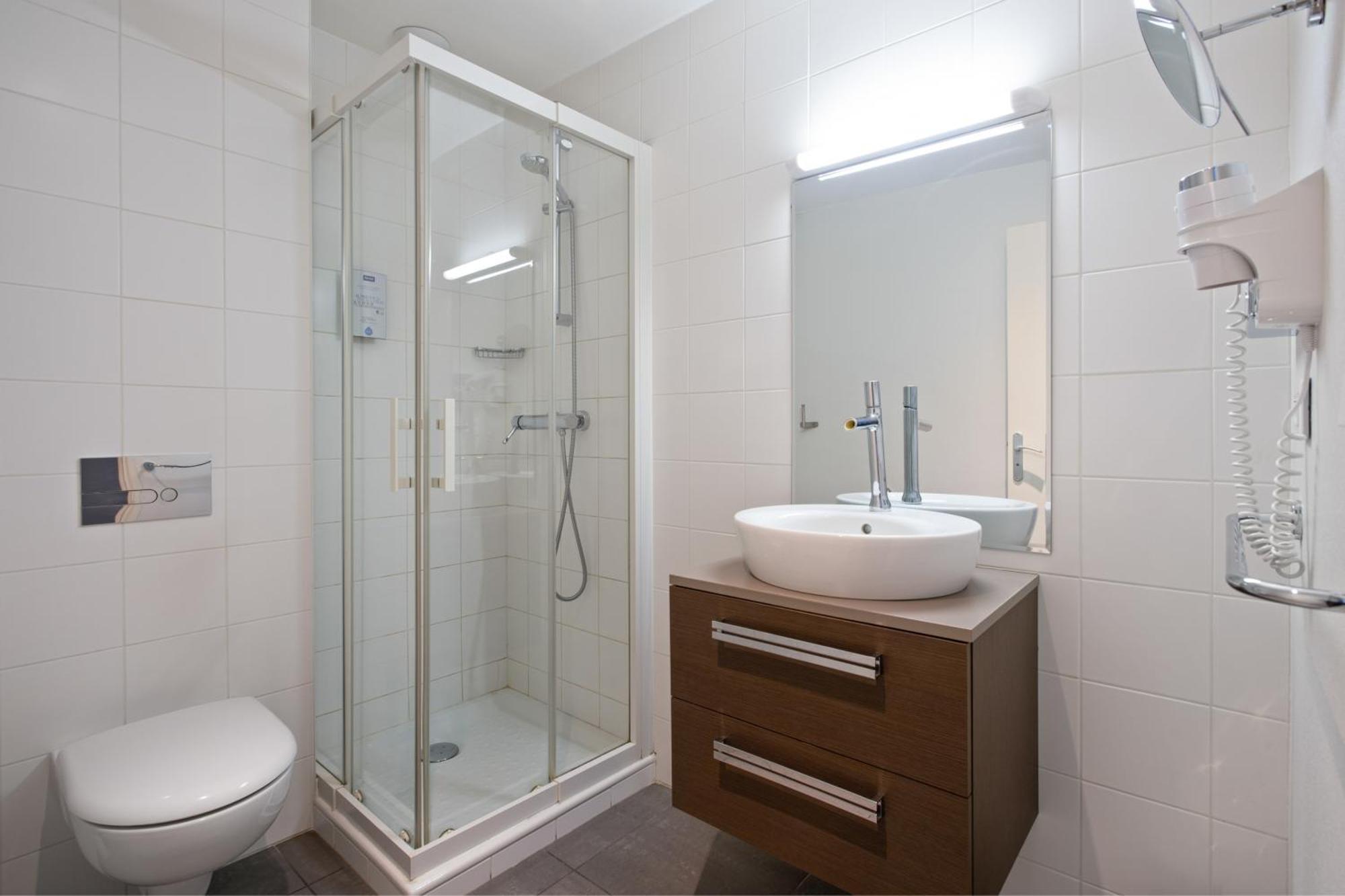 Standard Double Room,1549190161:JPEG