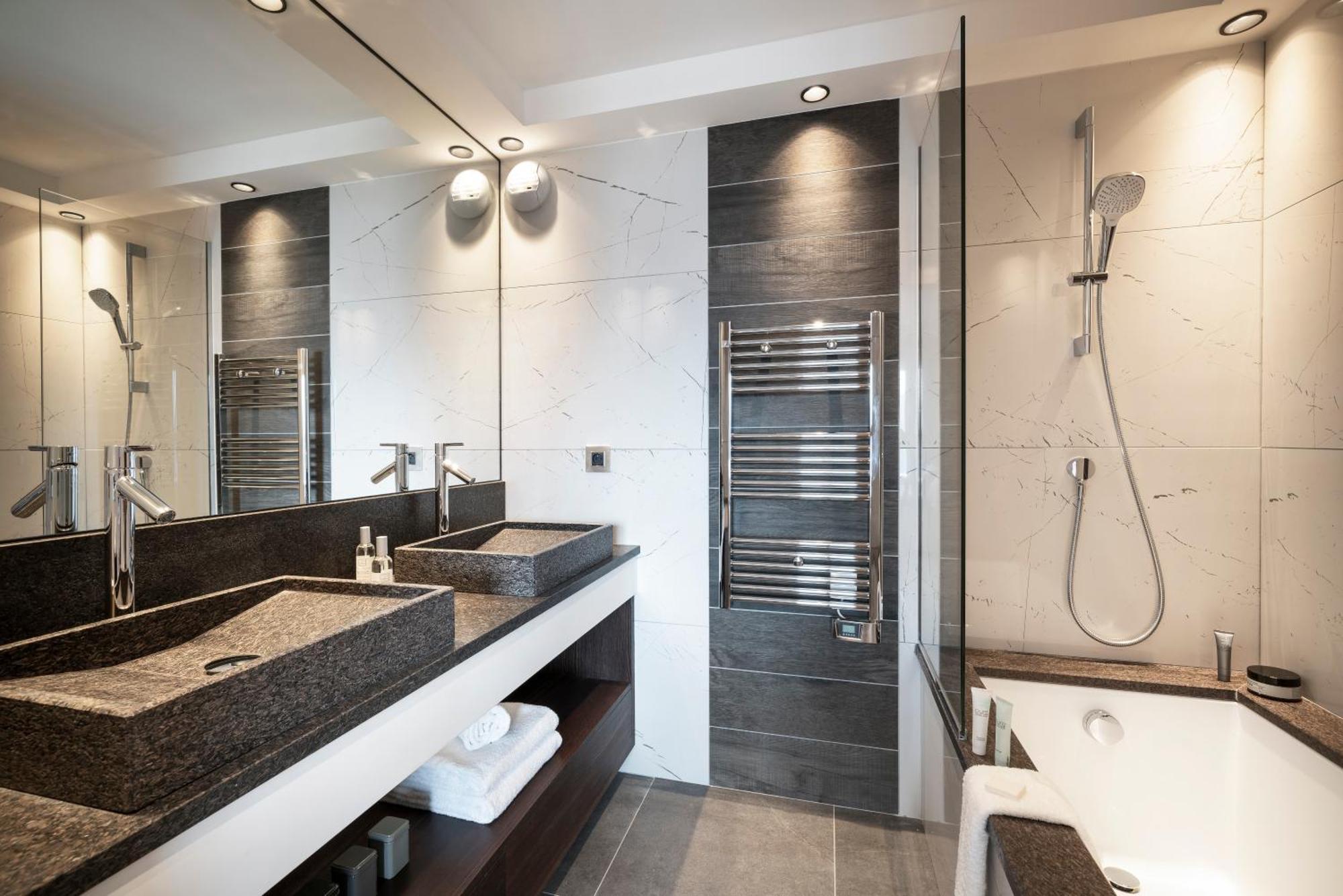 Deluxe Room with Spa Access,1665465861:JPEG