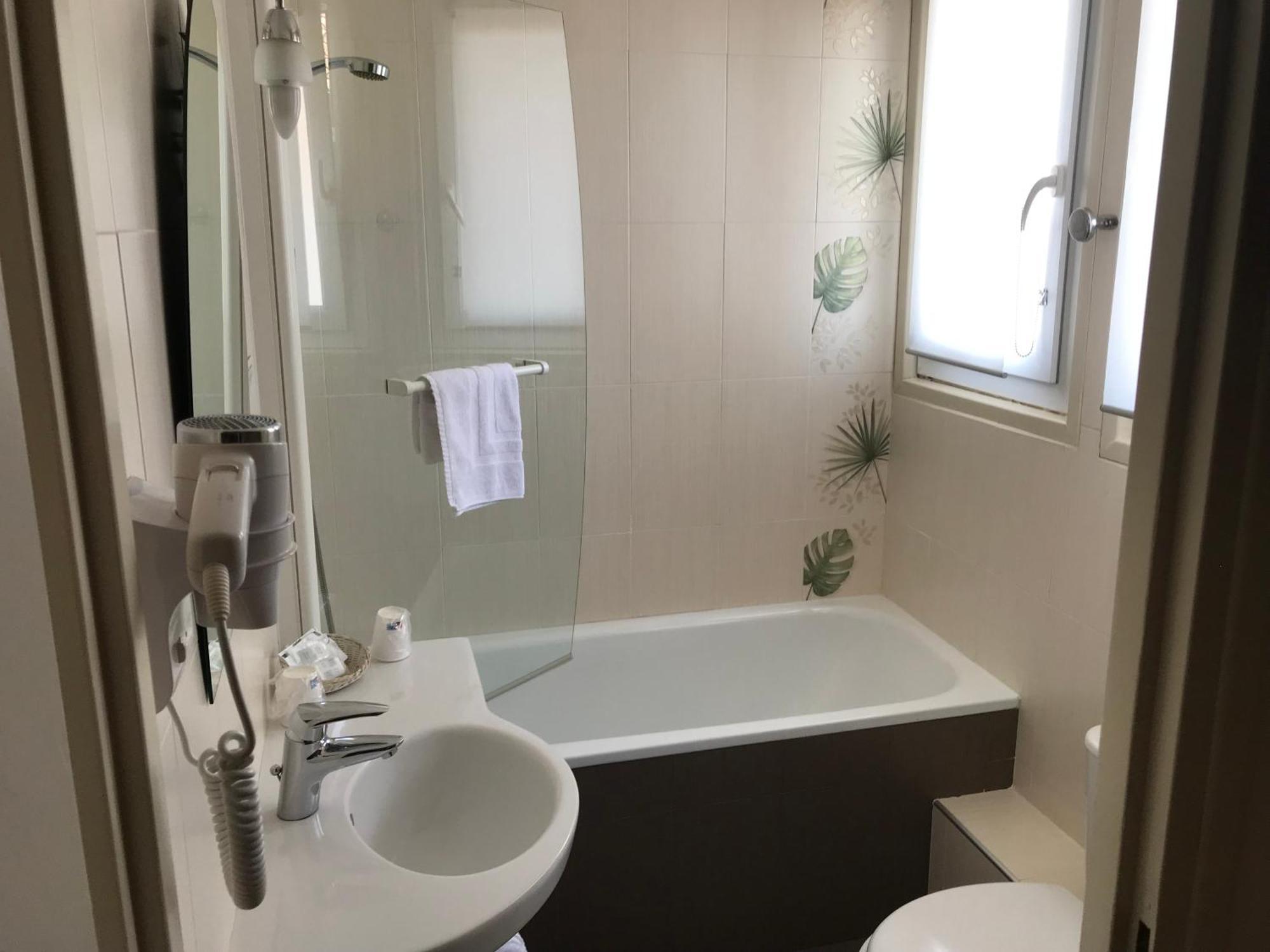 Double Room,1552896373:JPEG