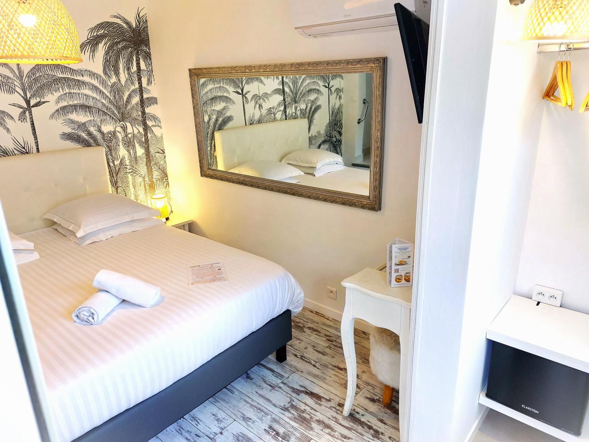 Double Room with Terrace