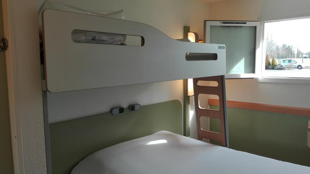 Triple Room with One Double Bed and One Bunk Bed,158019996:JPEG