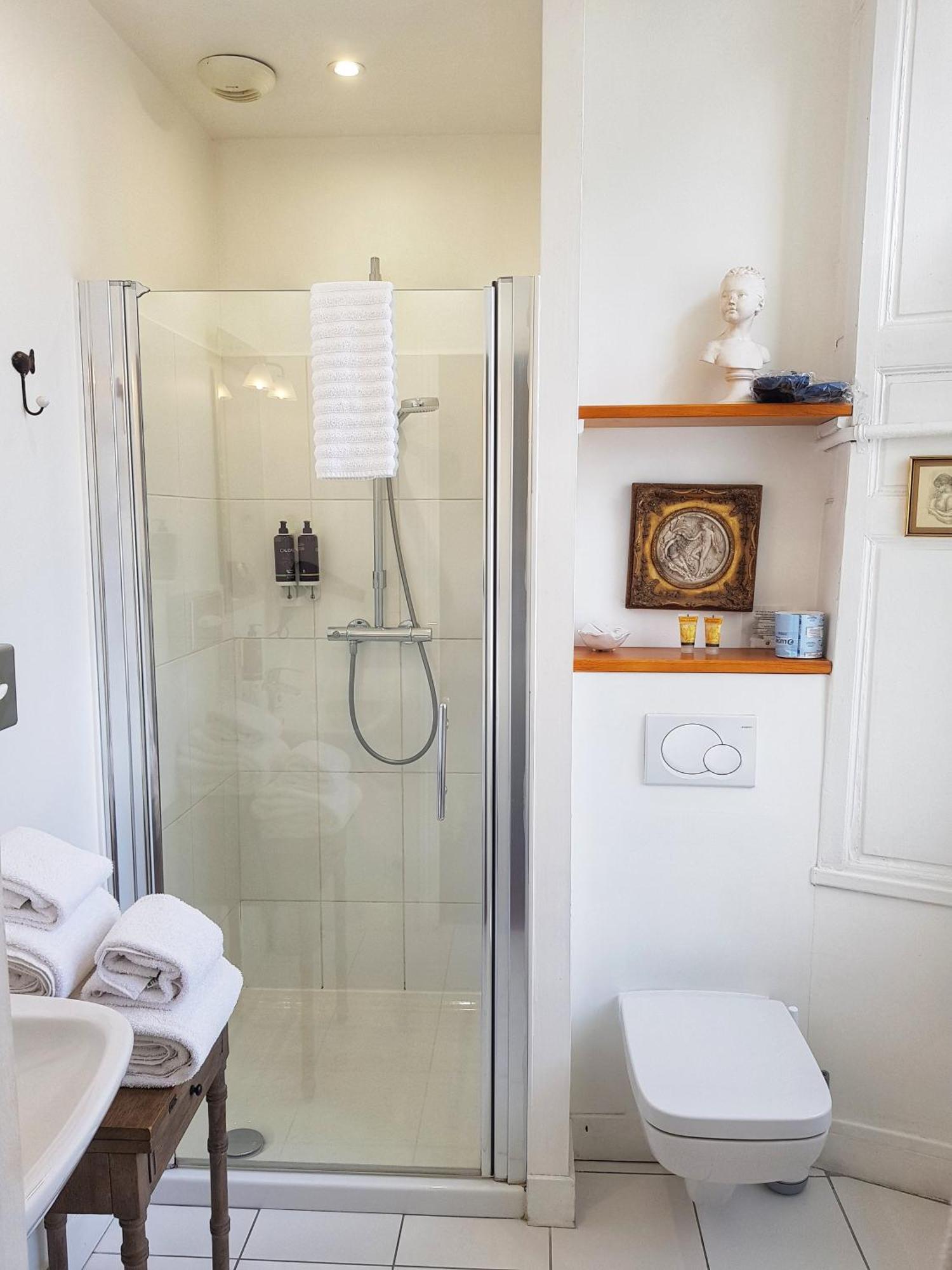 Small Double Room,1572624725:JPEG