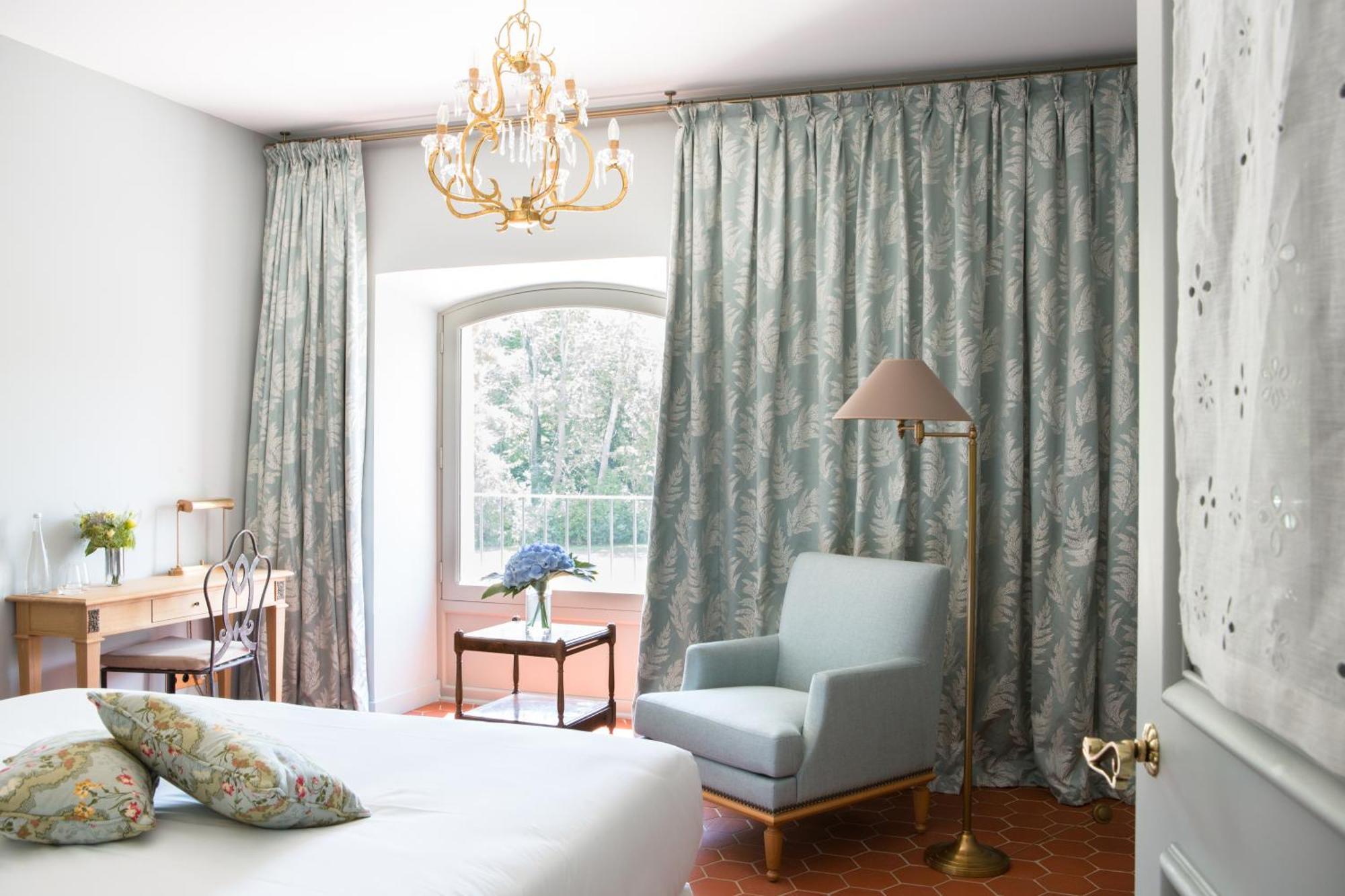 Deluxe Room,1574827250:JPEG
