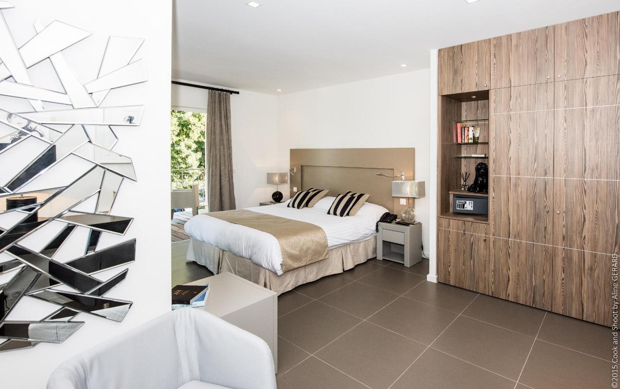 Deluxe Room with Terrace