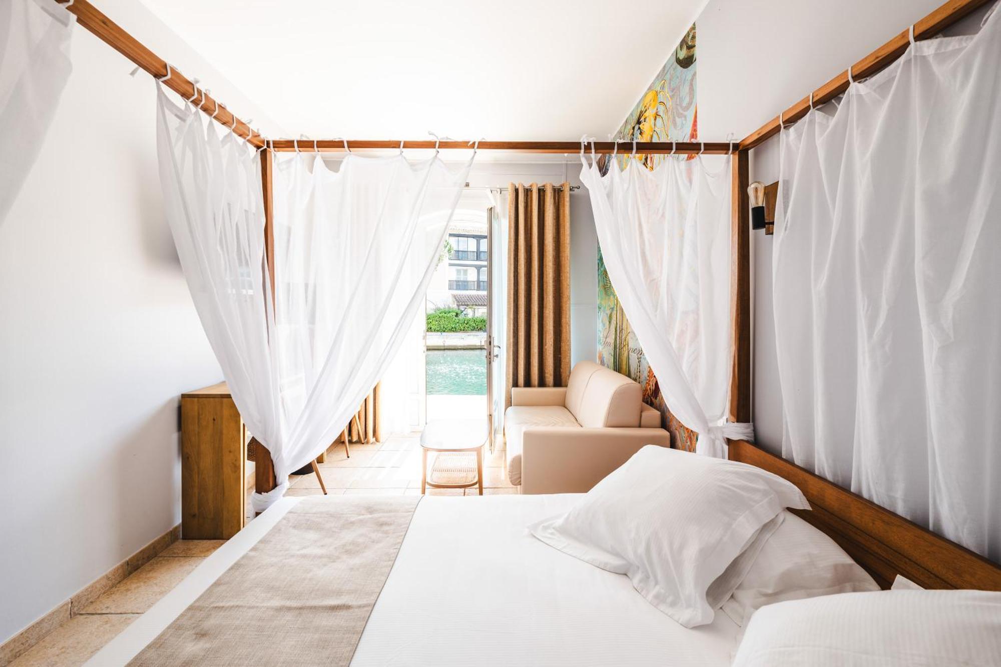 Junior Suite Canal View