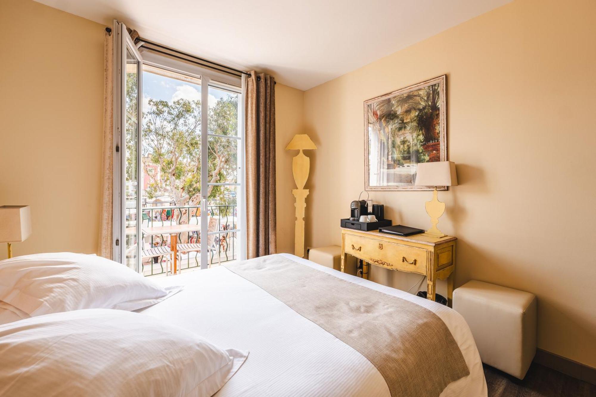 Double room Market View