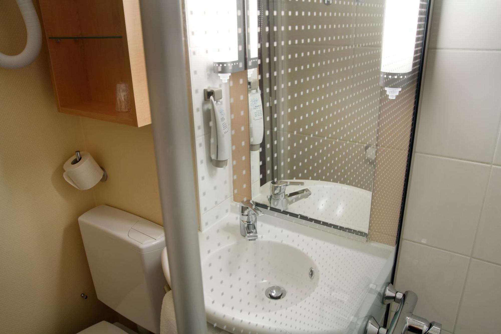 Standard Double Room,1589460452:JPEG