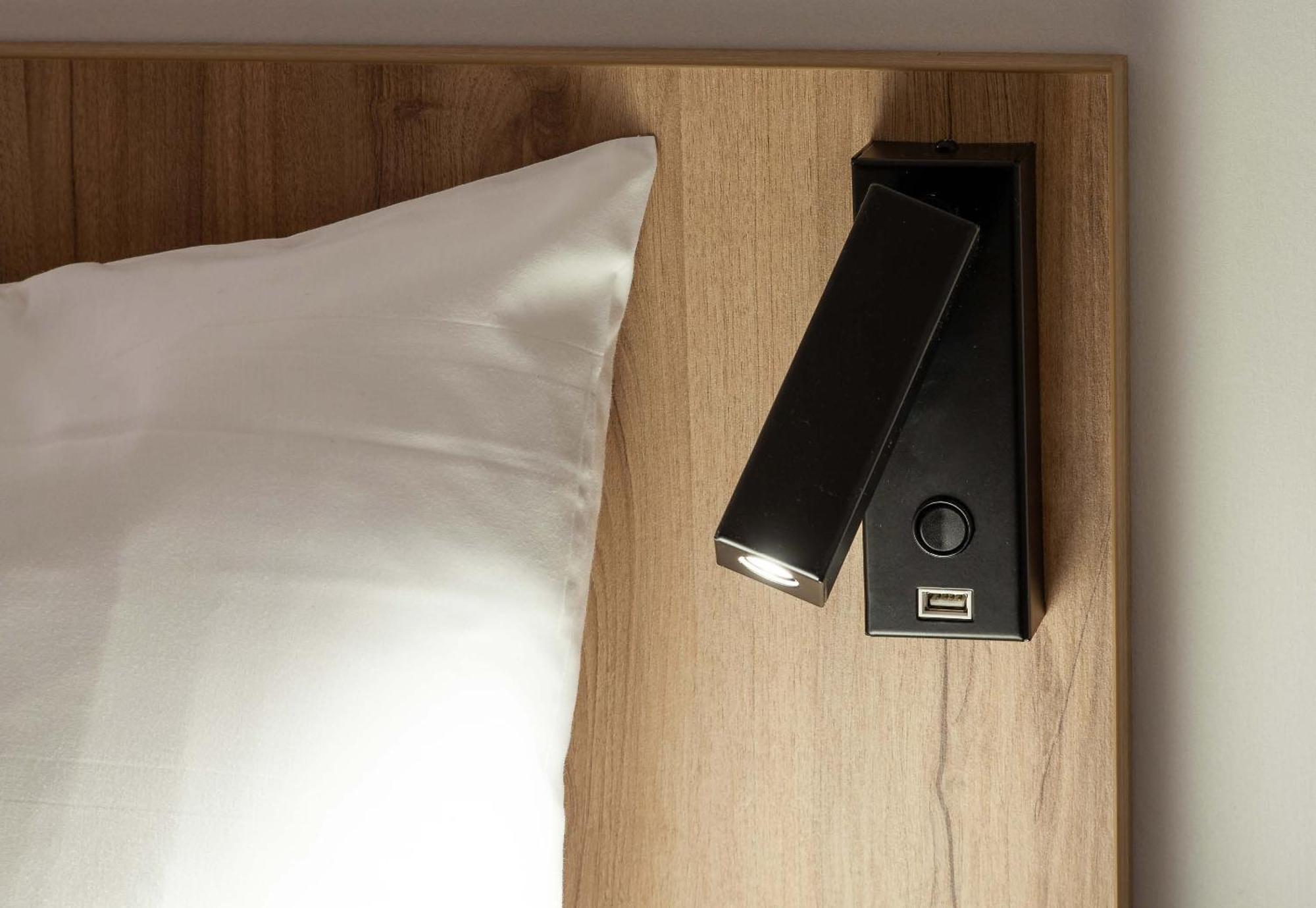 Double Room,1589610969:JPEG