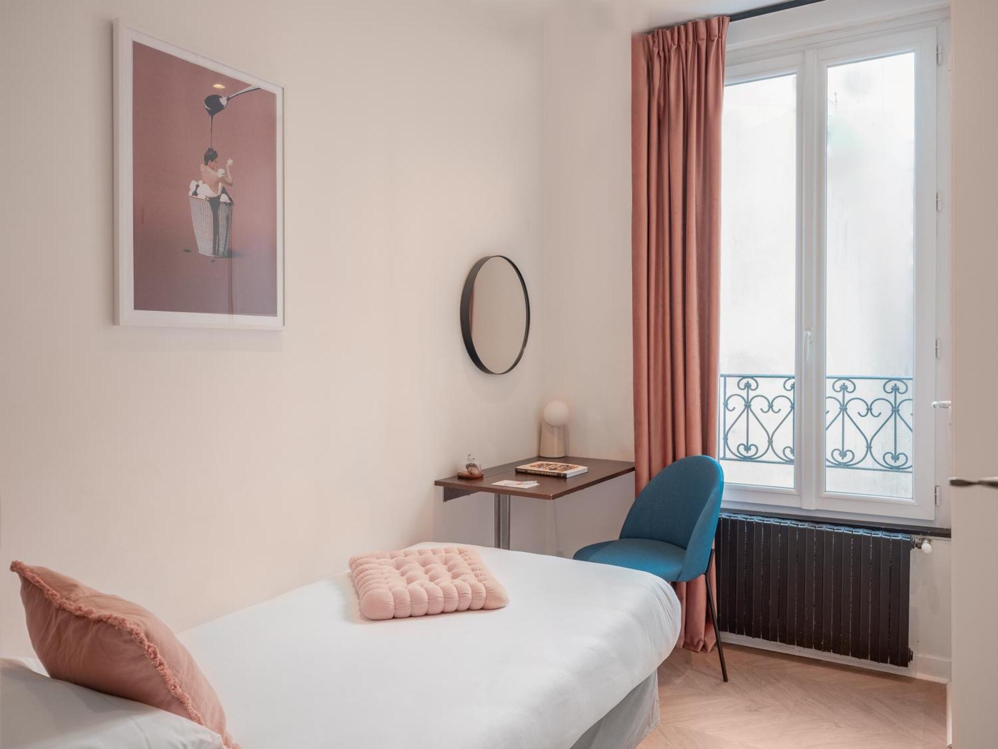 Single Room,1592043834:JPEG