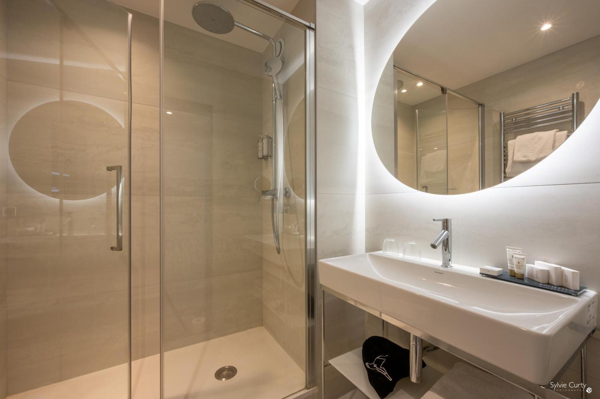 Exclusive Room