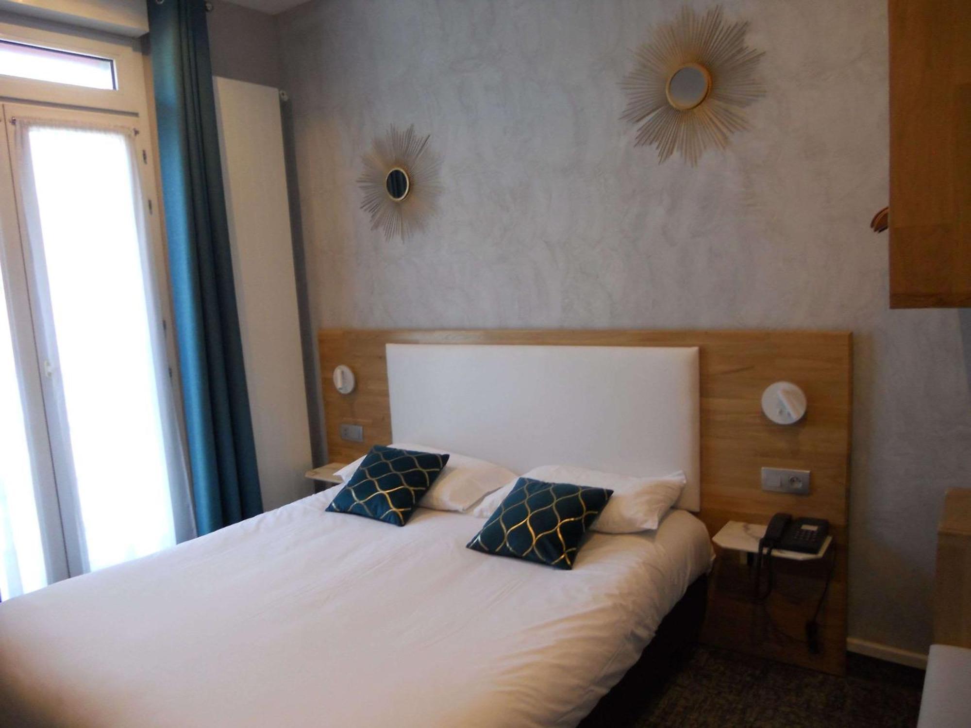 Quarto Comfort com Cama de Casal ou 2 de Solteiro