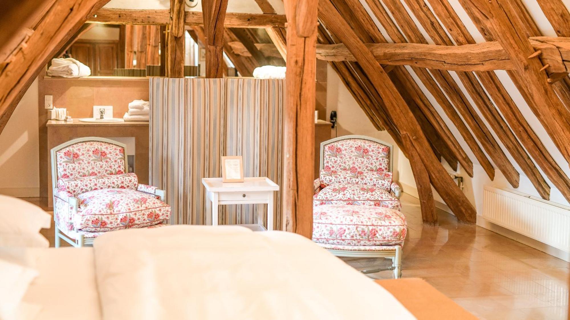 Signature Suite,1596868962:JPEG