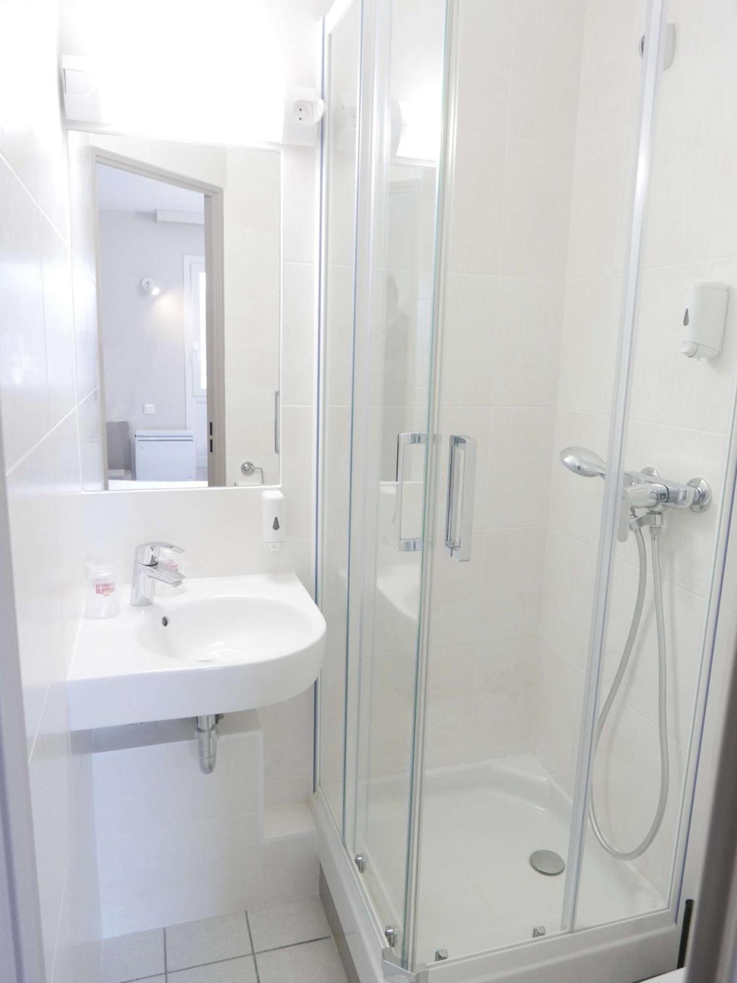 Comfort Single Room Shower