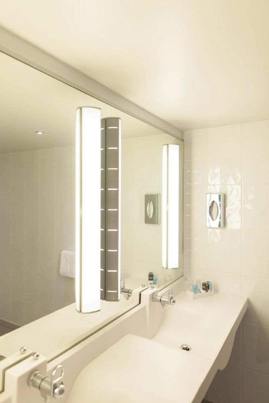 Superior King Suite with Double Sofa Bed,1704847492:JPEG