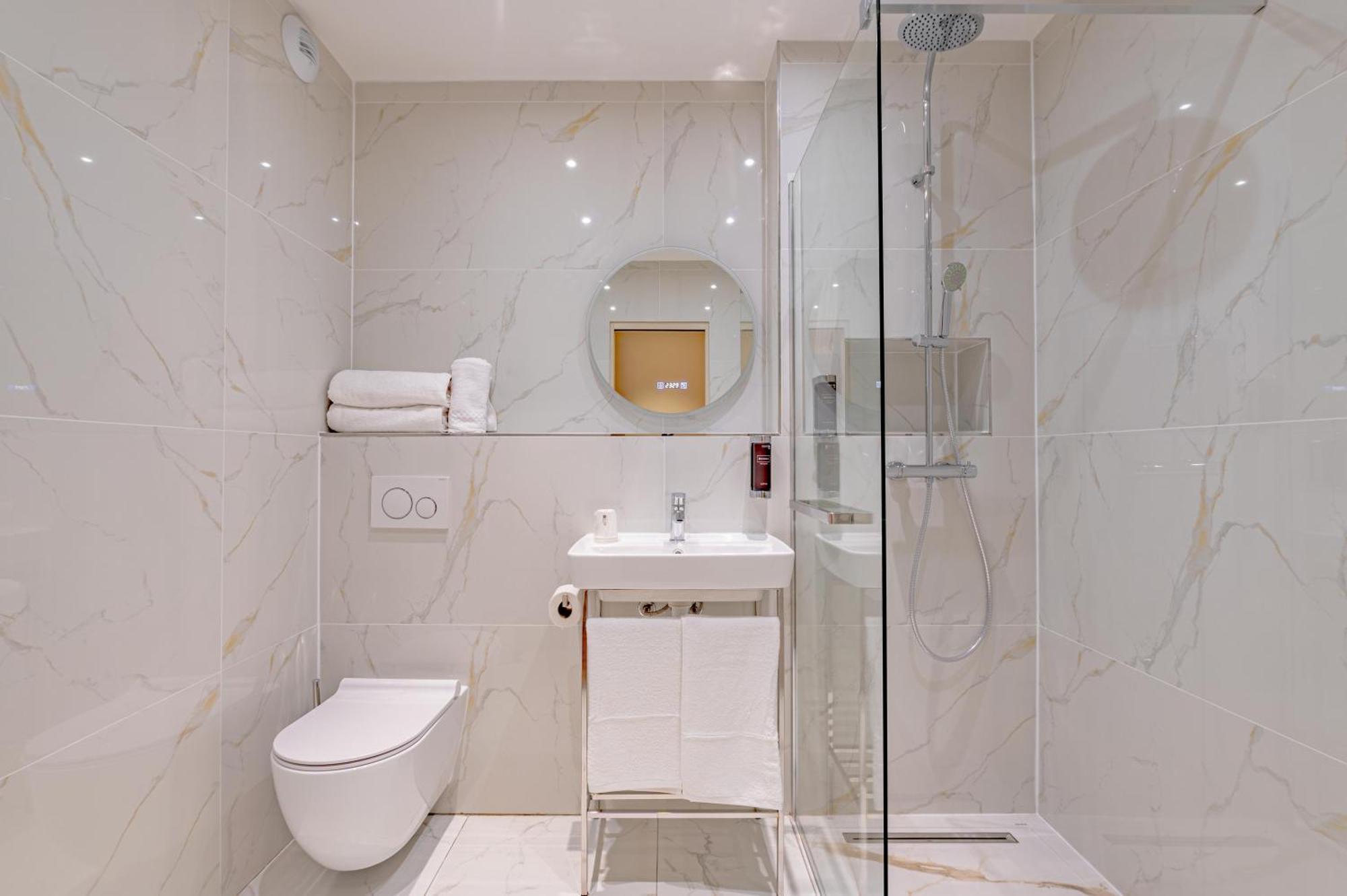 Quarto Comfort com 2 Camas de Solteiro