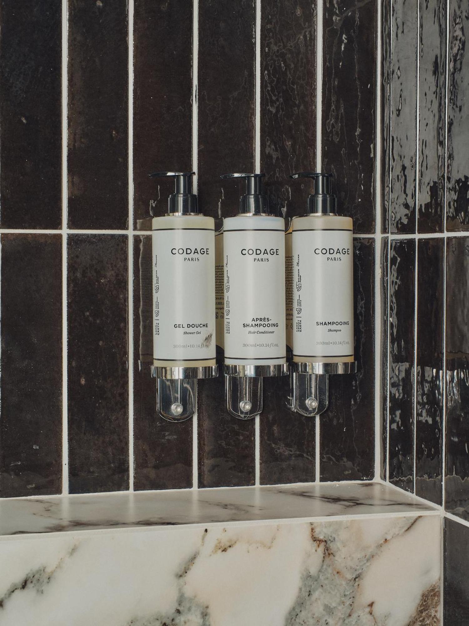 Studio Deluxe Ambre 201