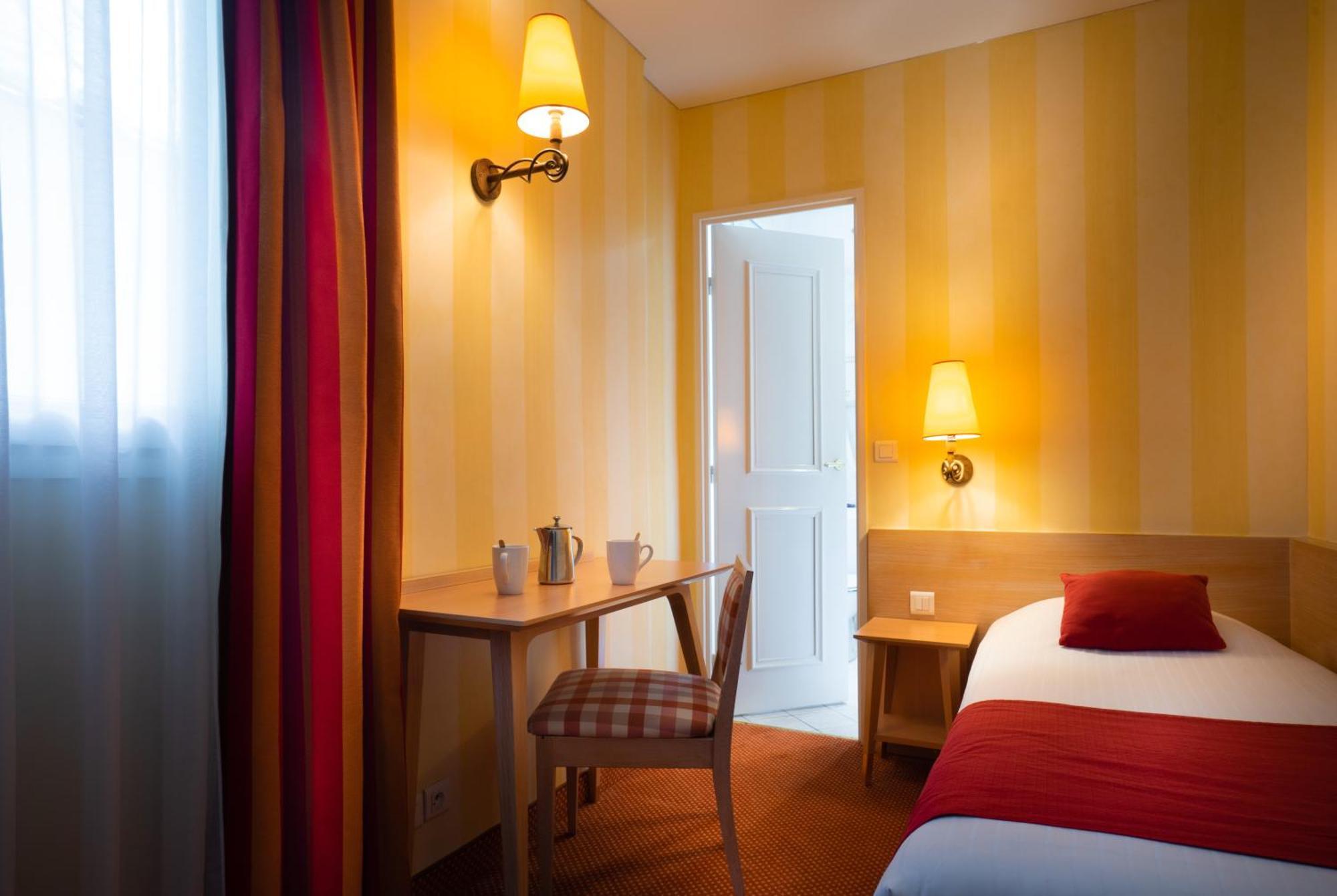 Small Single Room