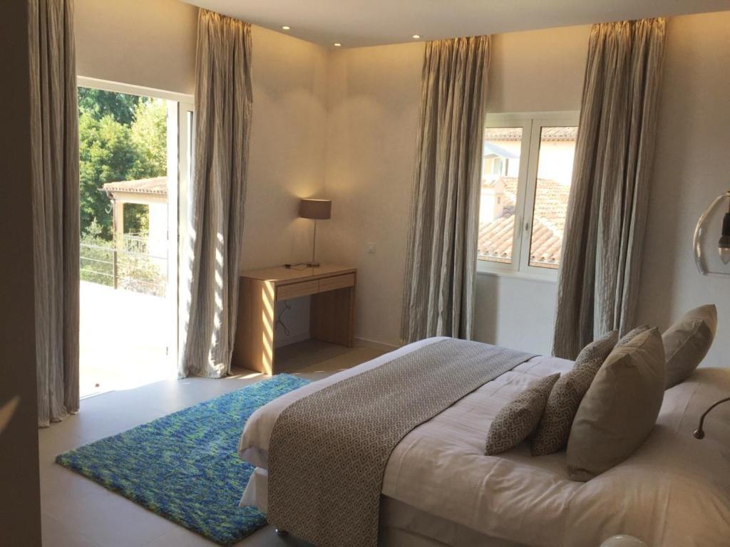 Deluxe Superior Room with Terrace