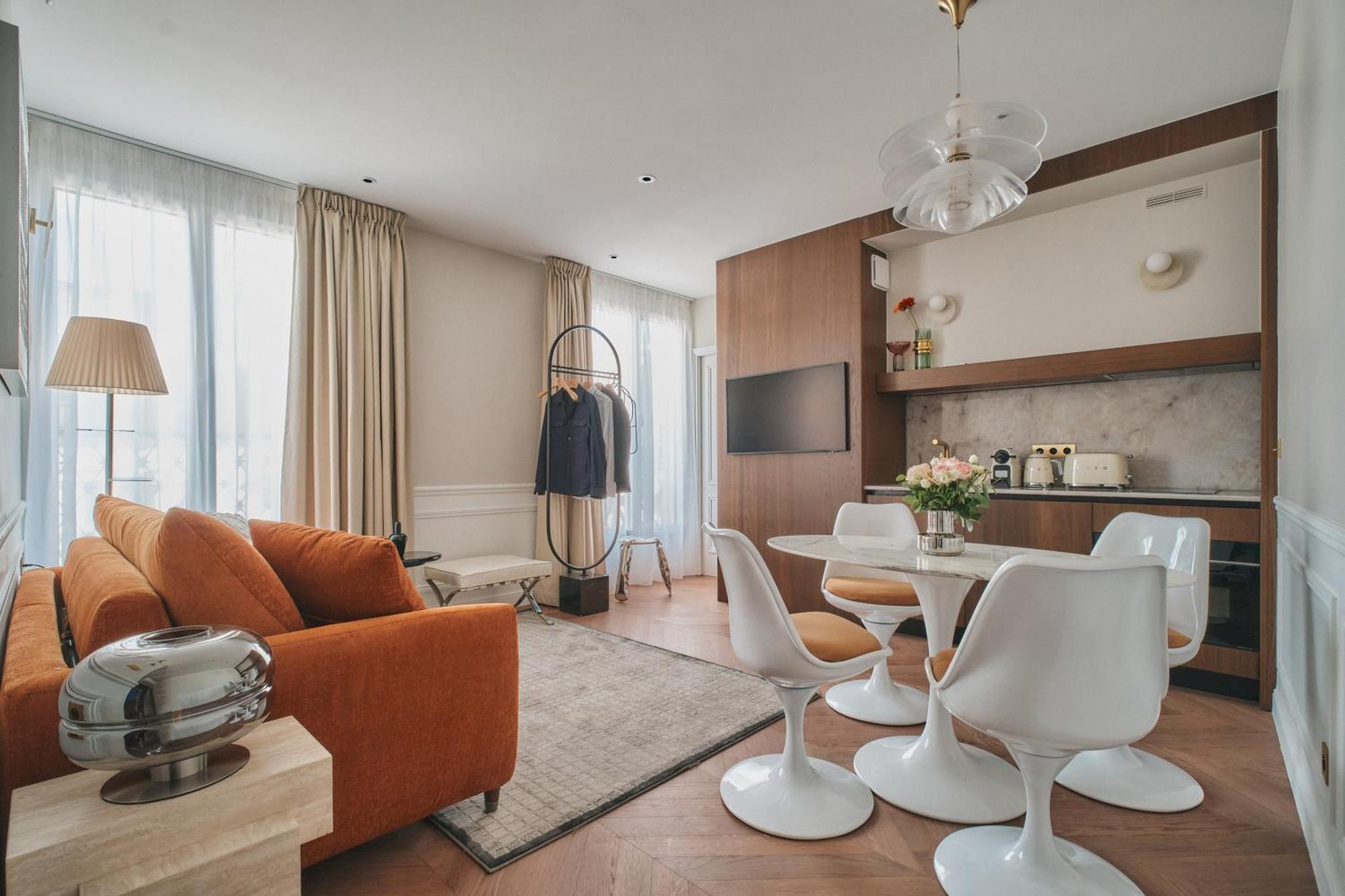 Ferienwohnung 503 mit 1 Schlafzimmer, Balkon und Stadtblick