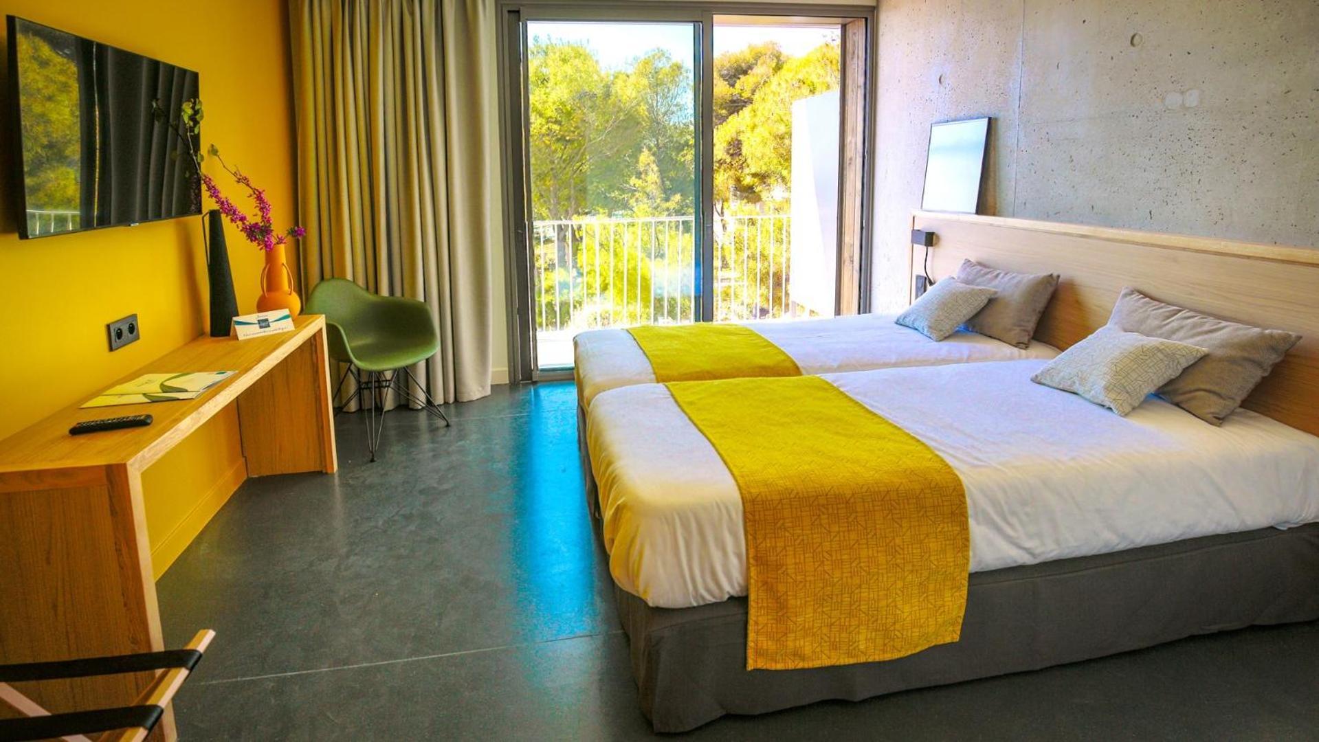 Twin Room Garden View