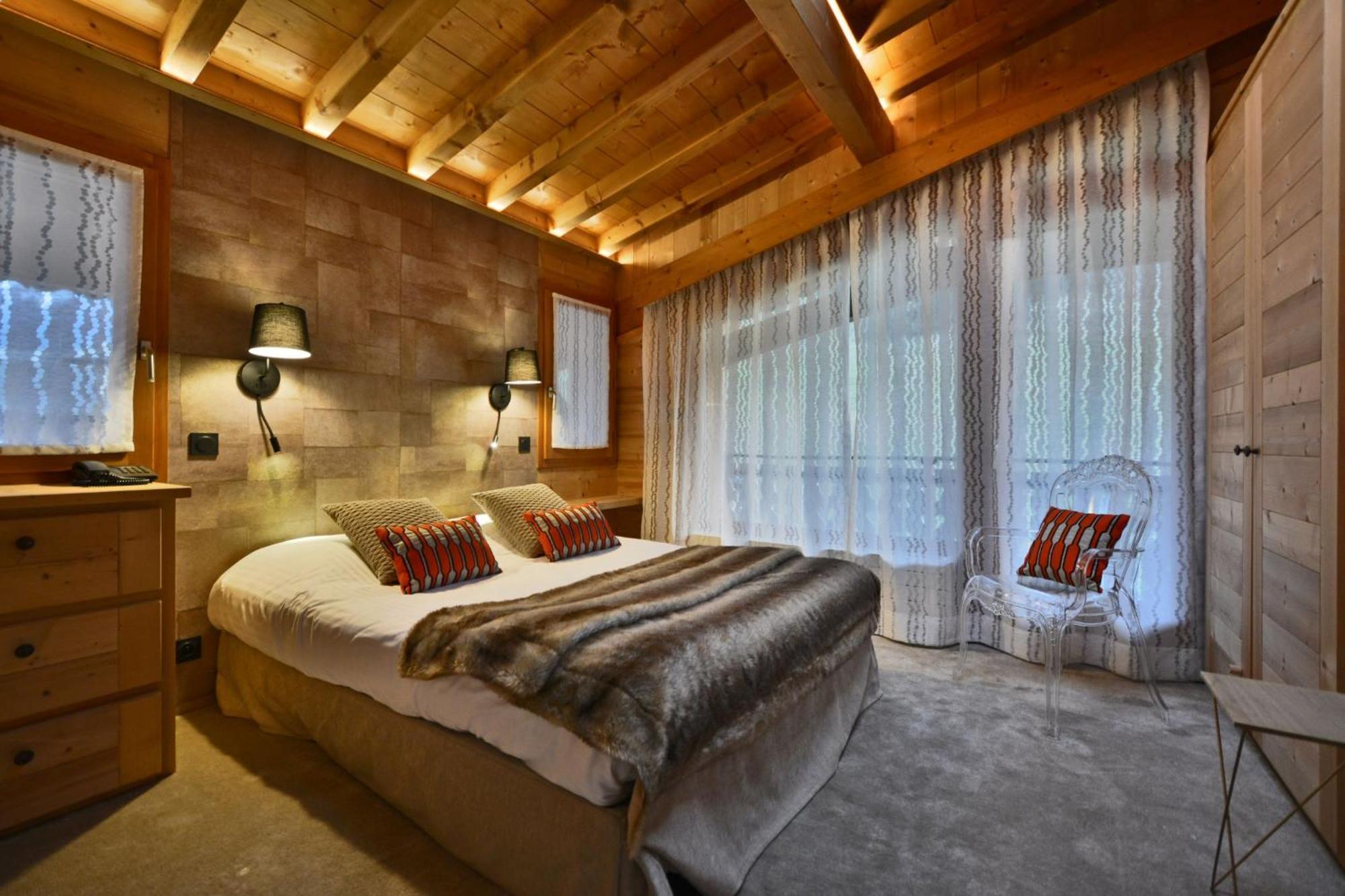 Comfort Double Room with Mountain View