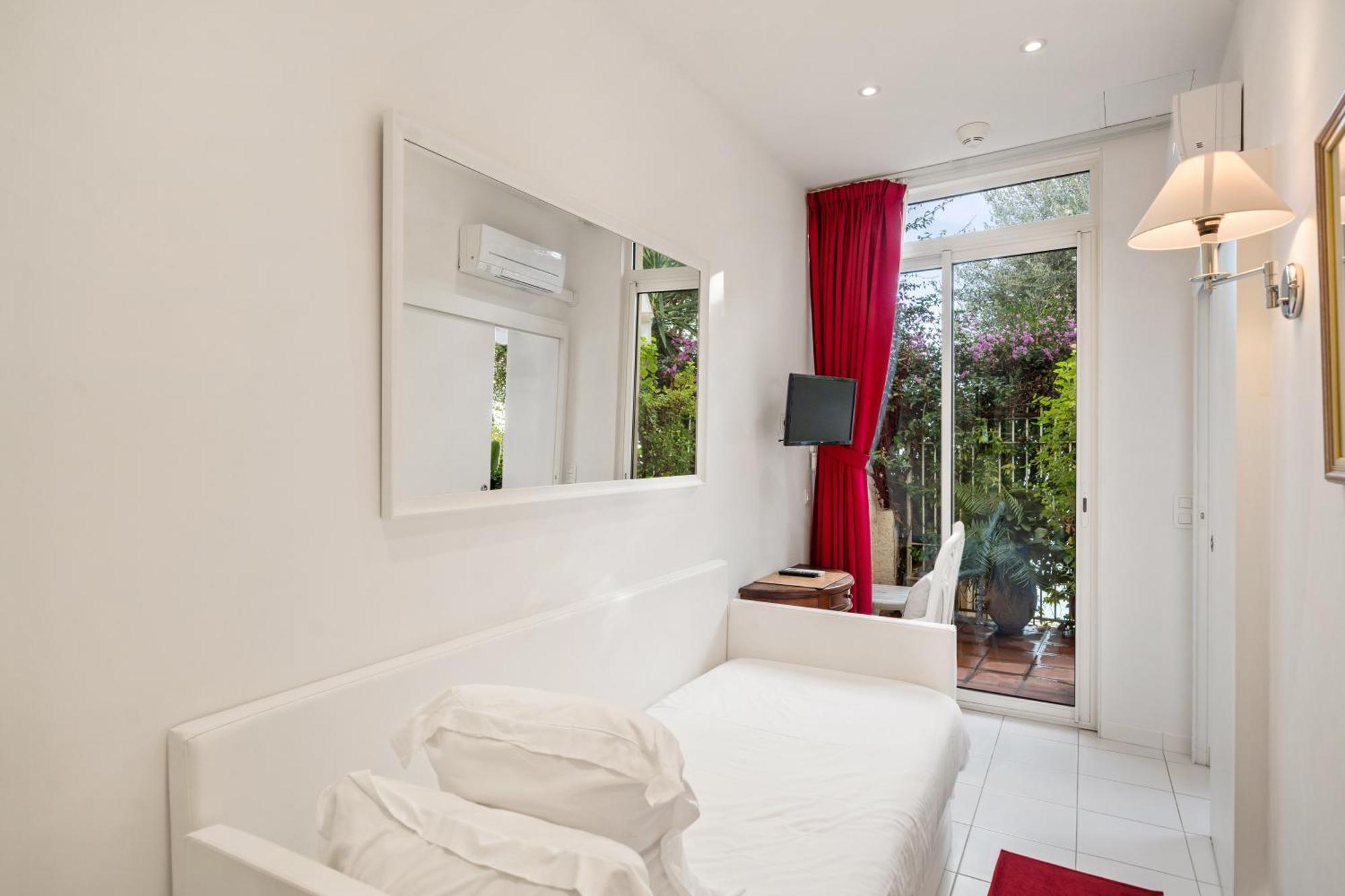 Chambre Triple - Vue sur Mer - L’Olivier