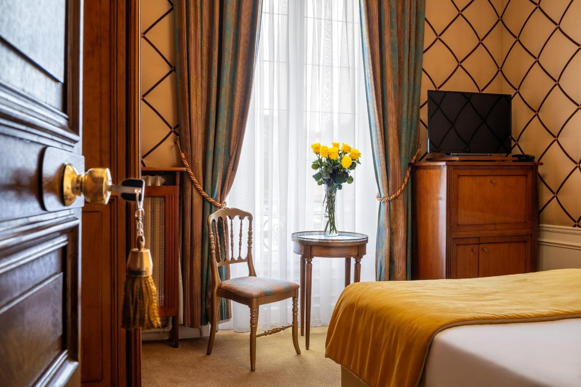 Single Room with Bath