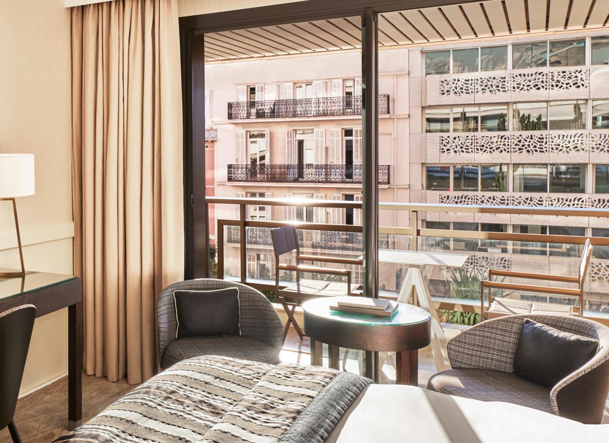 Superior Room City View With Terrace