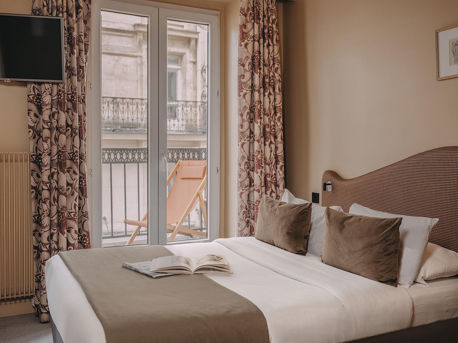 Quarto Superior com Cama de Casal ou 2 de Solteiro