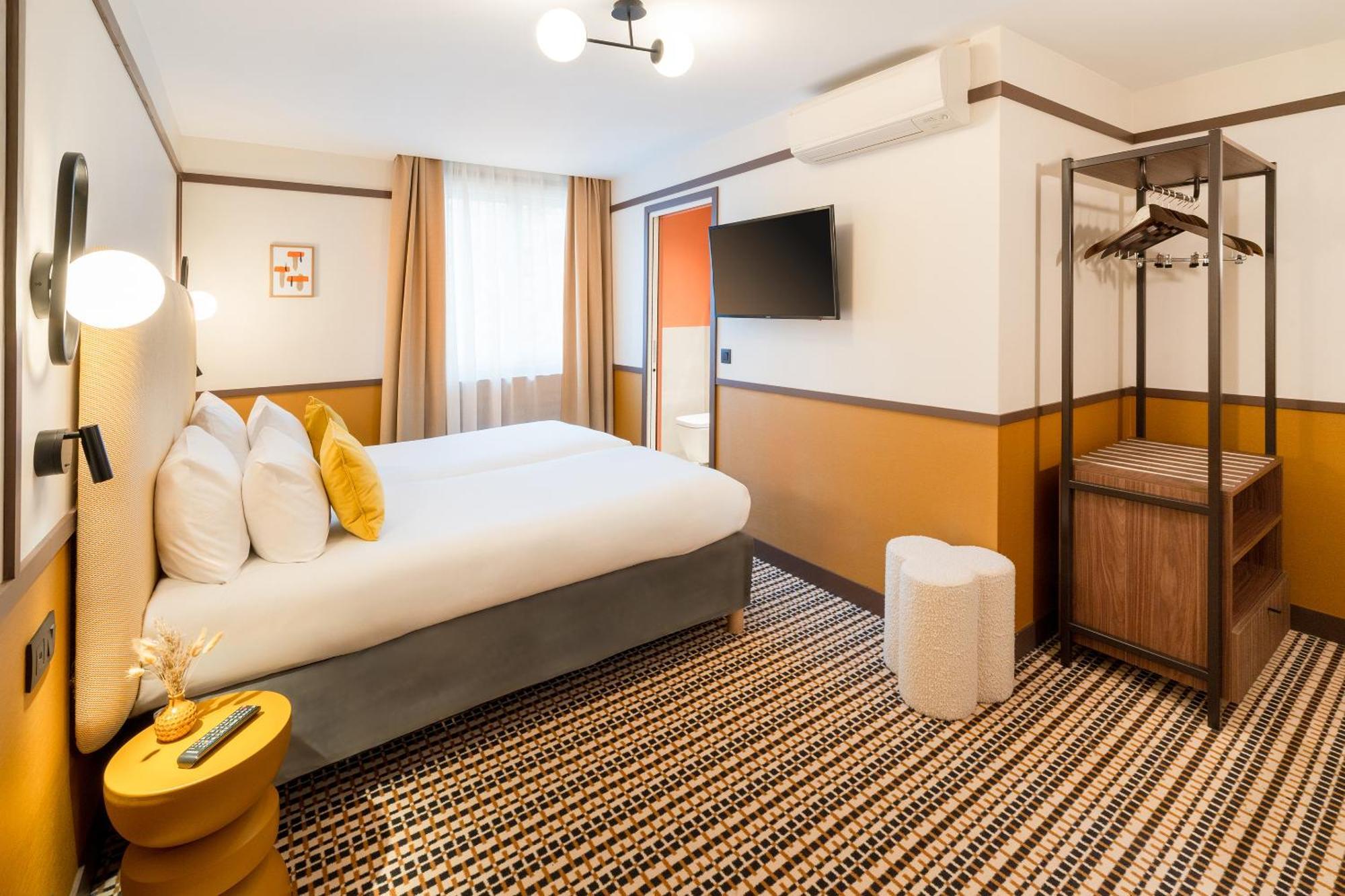 Standard Twin Room Non-Smoking