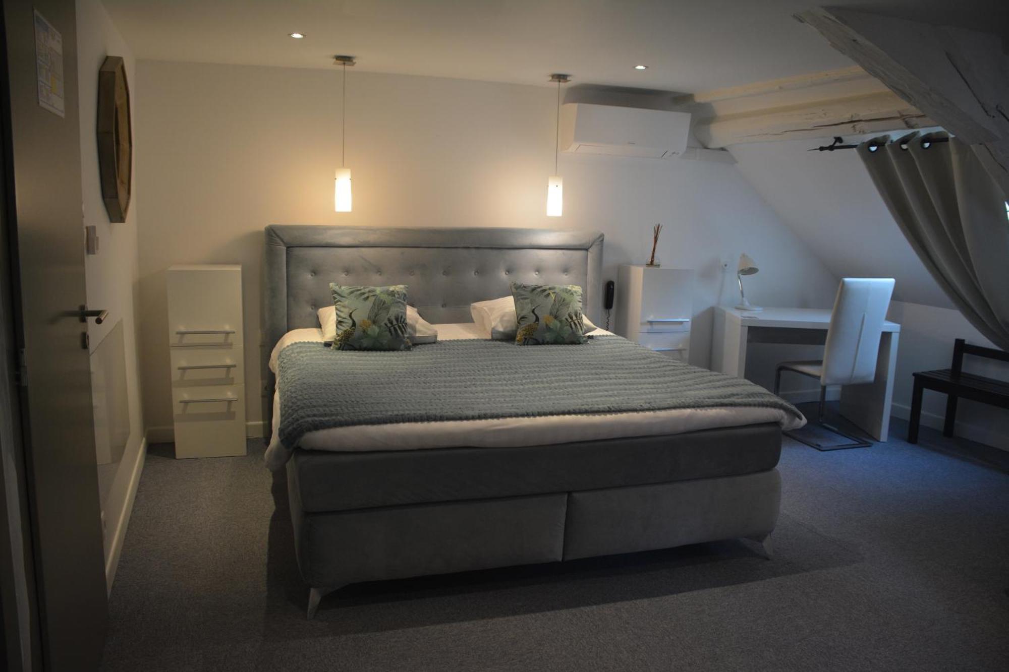 Deluxe Junior Suite