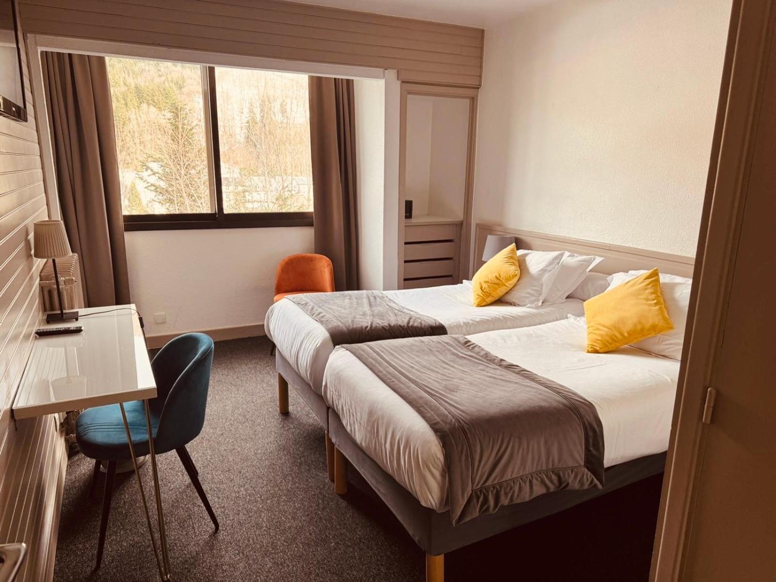 Chambre Lits Jumeaux Vue sur Vallée