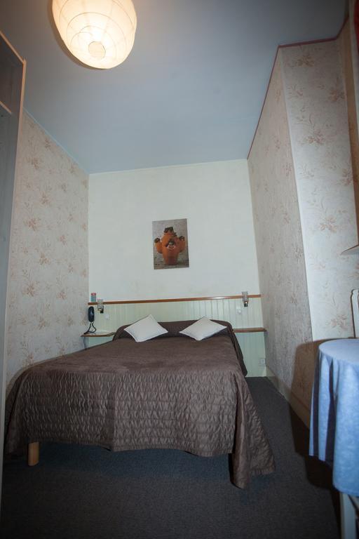 Double Room with Shared Toilet
