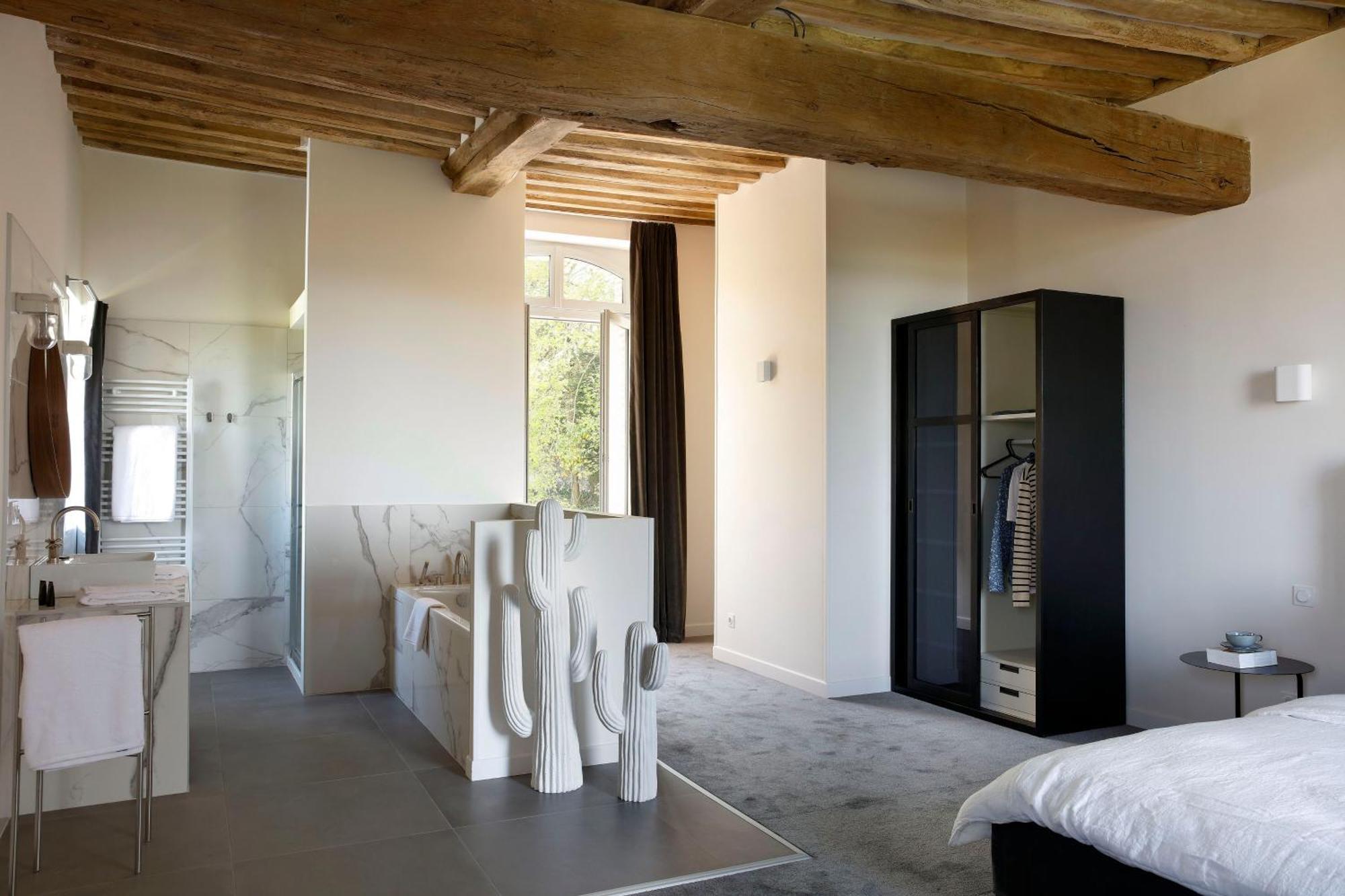 Petit Grainfirst floor The Beach Manor