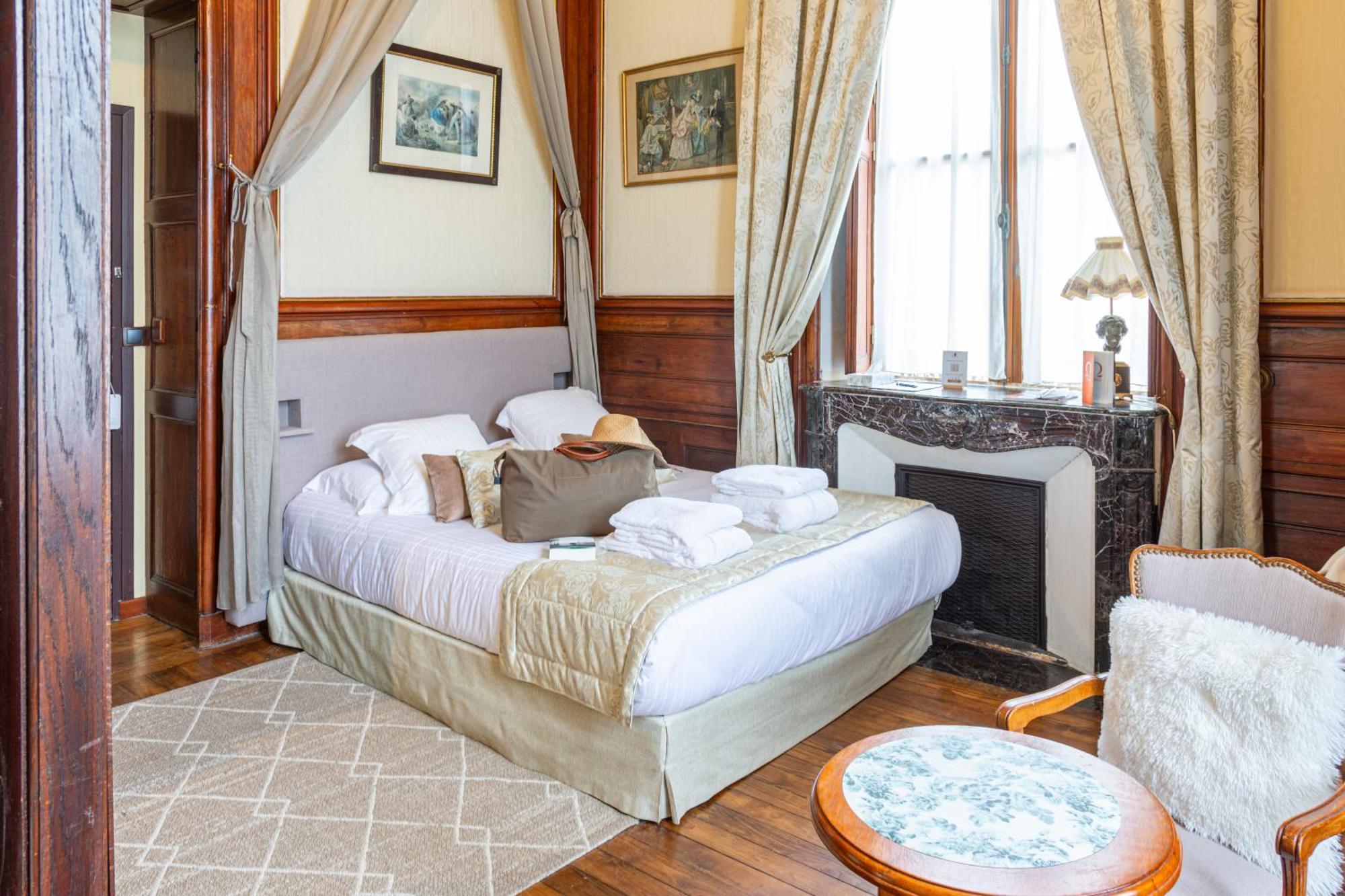 Classic Double Room