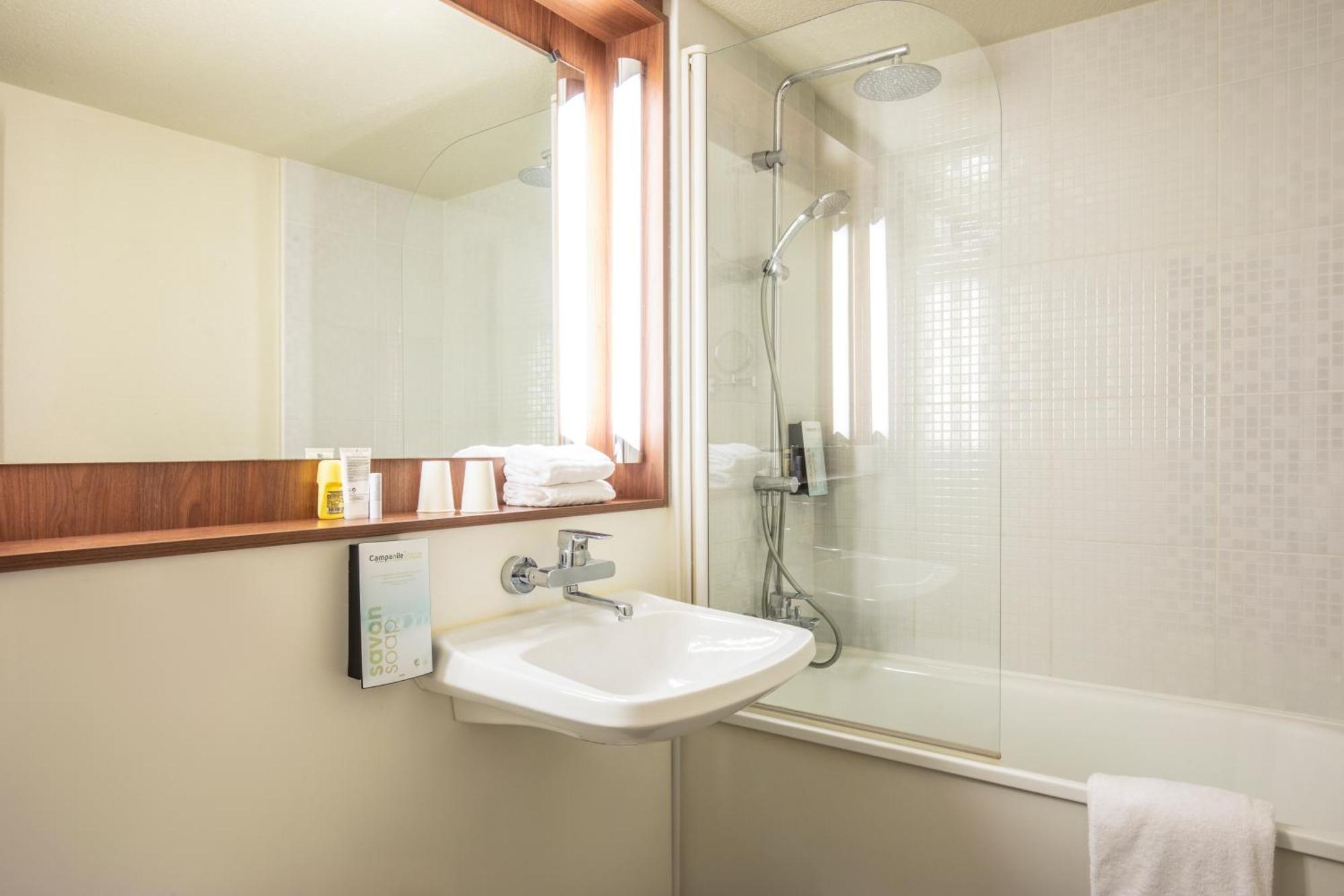 Standard Quadruple Room,1676730246:JPEG