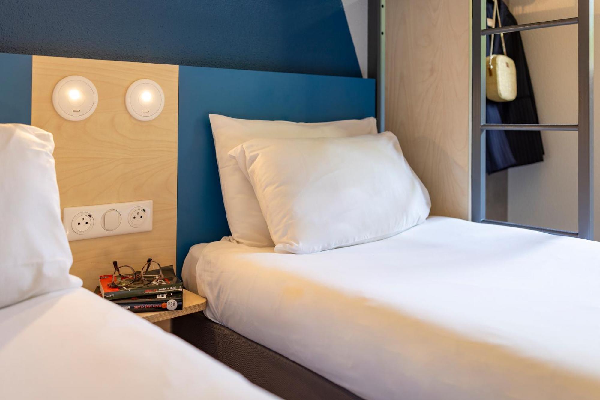 Standard Room with Two twin beds and One bunk bed