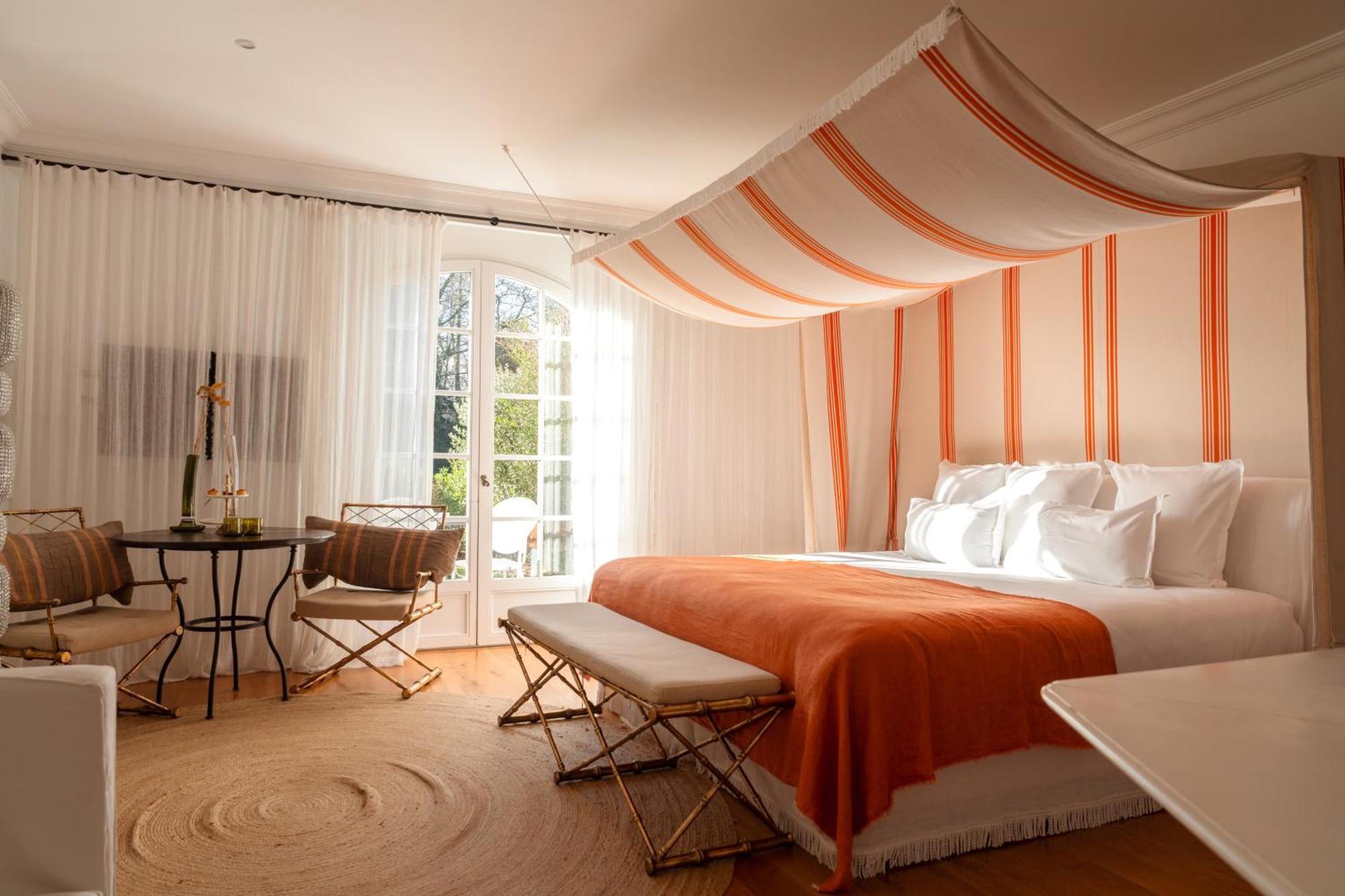 Deluxe Double Room with Garden View
