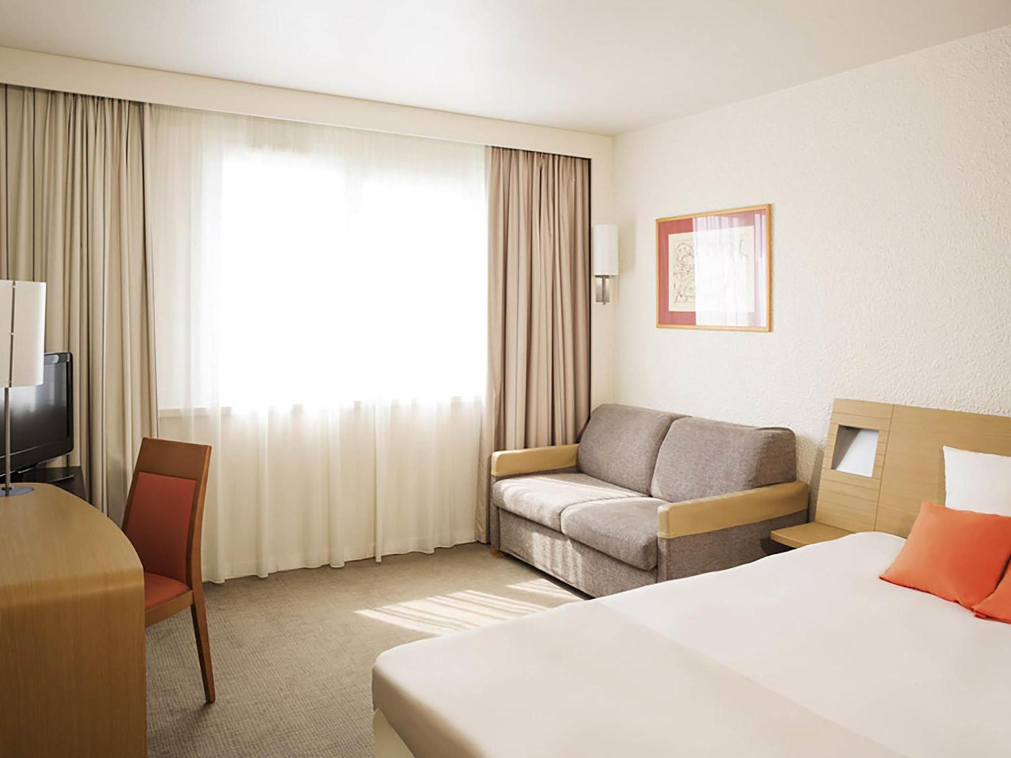 Superior Queen Room Double Sofa Bed,324132802:JPEG